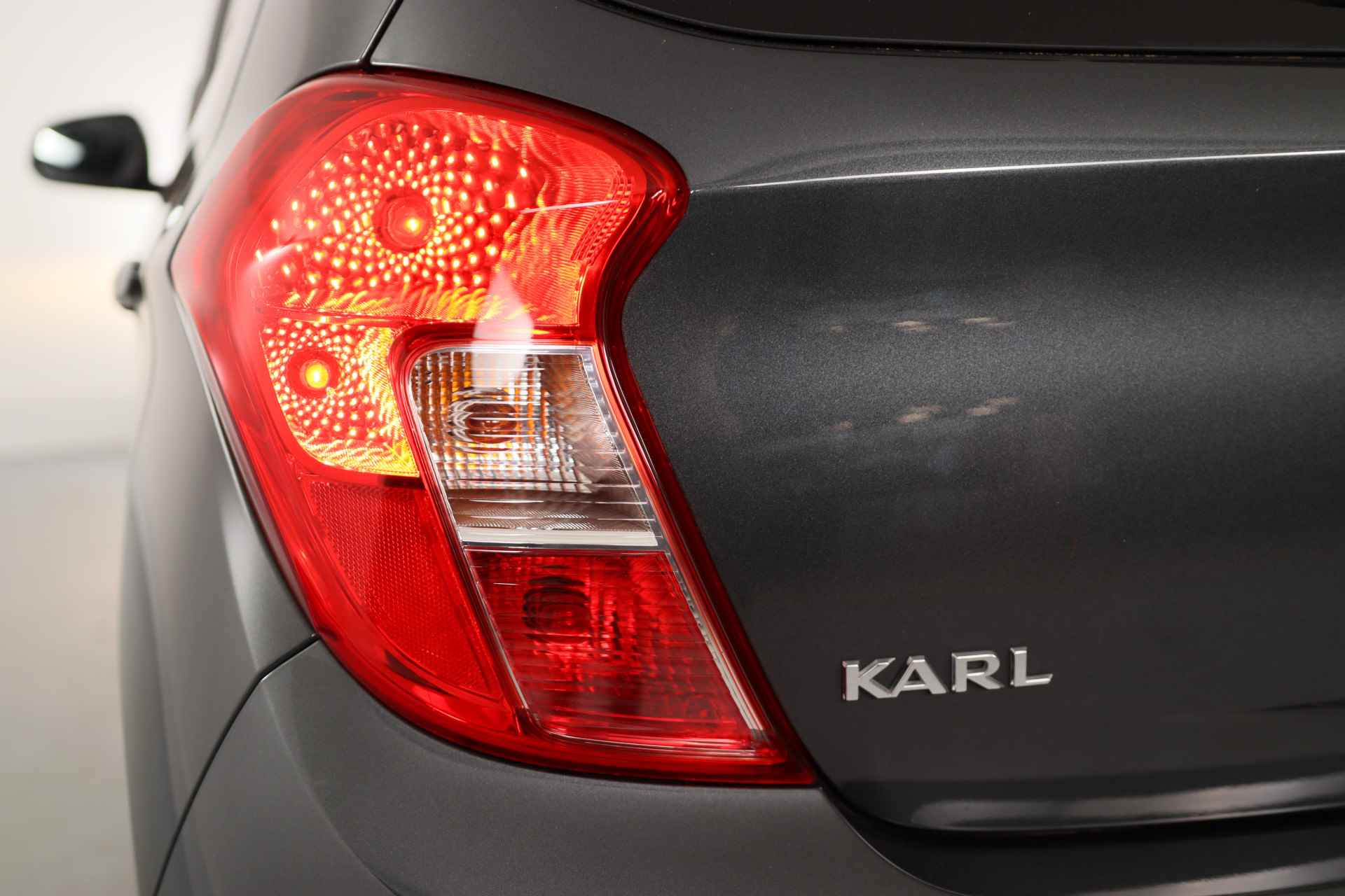 Opel KARL 1.0 ecoFLEX Innovation | Dealer Onderhouden! | Navi By App | Clima | Parkeersensoren | Cruise | Half Leder | Lichtmetalen velgen - 22/34