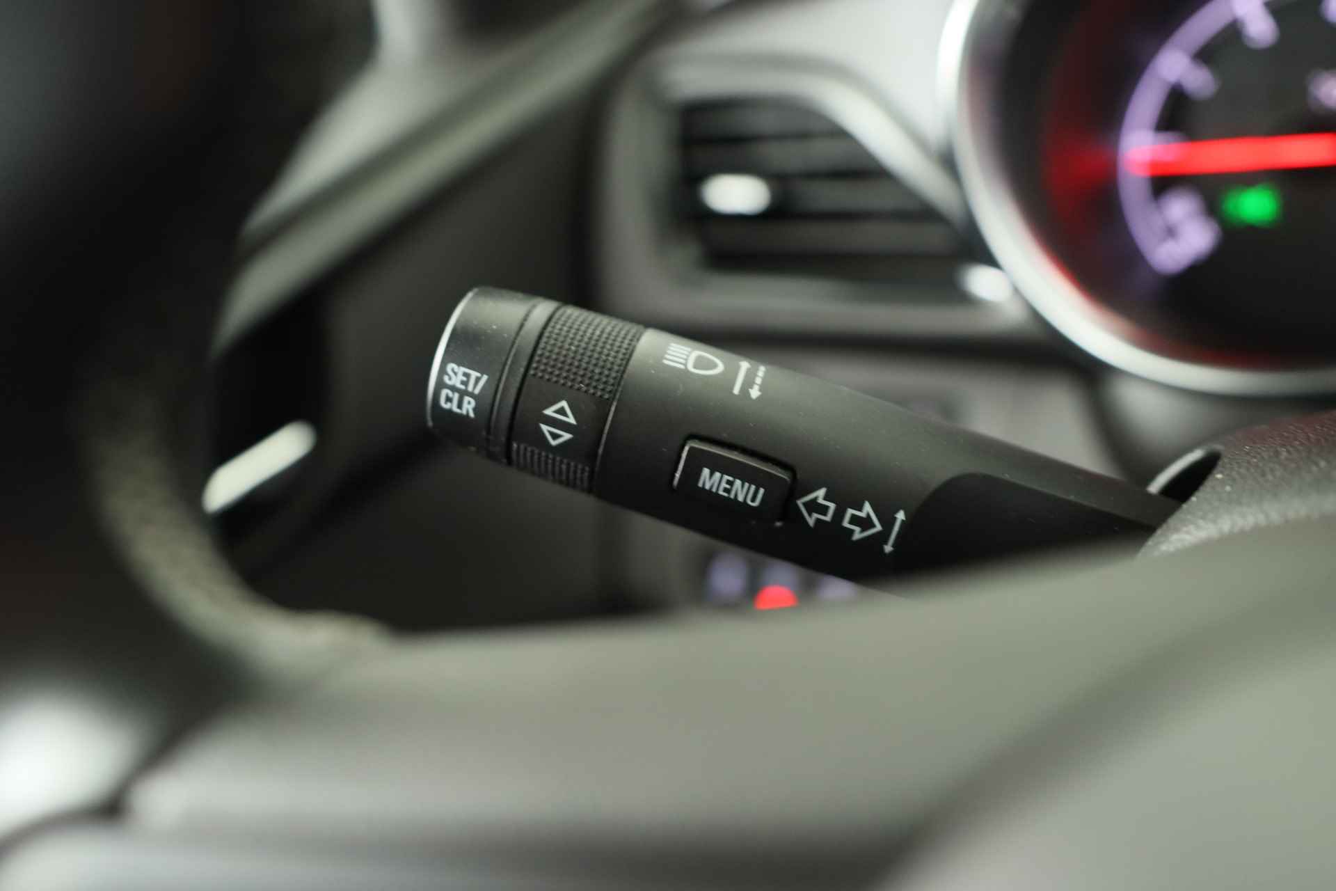 Opel KARL 1.0 ecoFLEX Innovation | Dealer Onderhouden! | Navi By App | Clima | Parkeersensoren | Cruise | Half Leder | Lichtmetalen velgen - 33/34