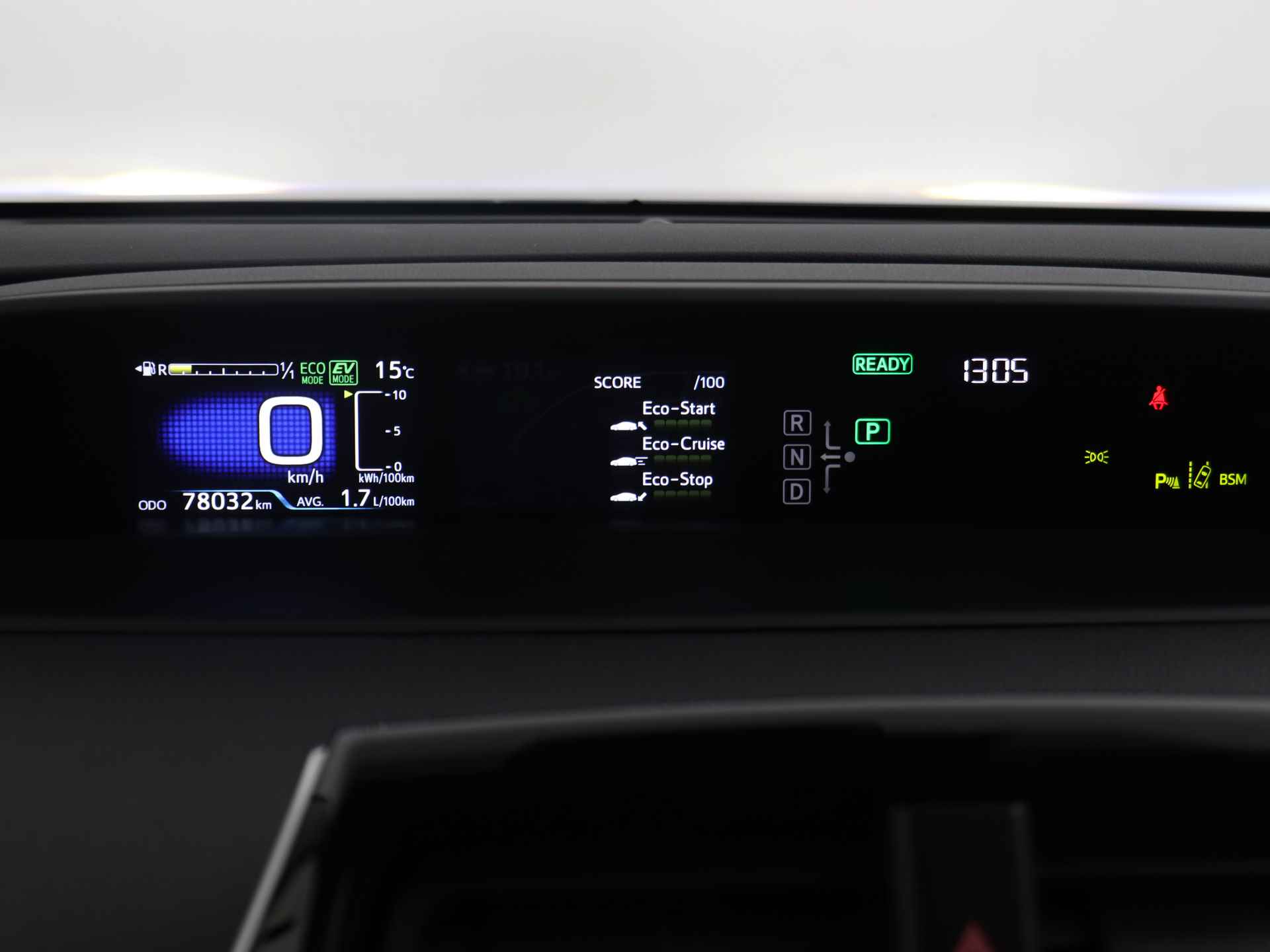 Toyota Prius 1.8 Plug-in Executive Limited | Navigatie | Rondomzicht camera - 7/45