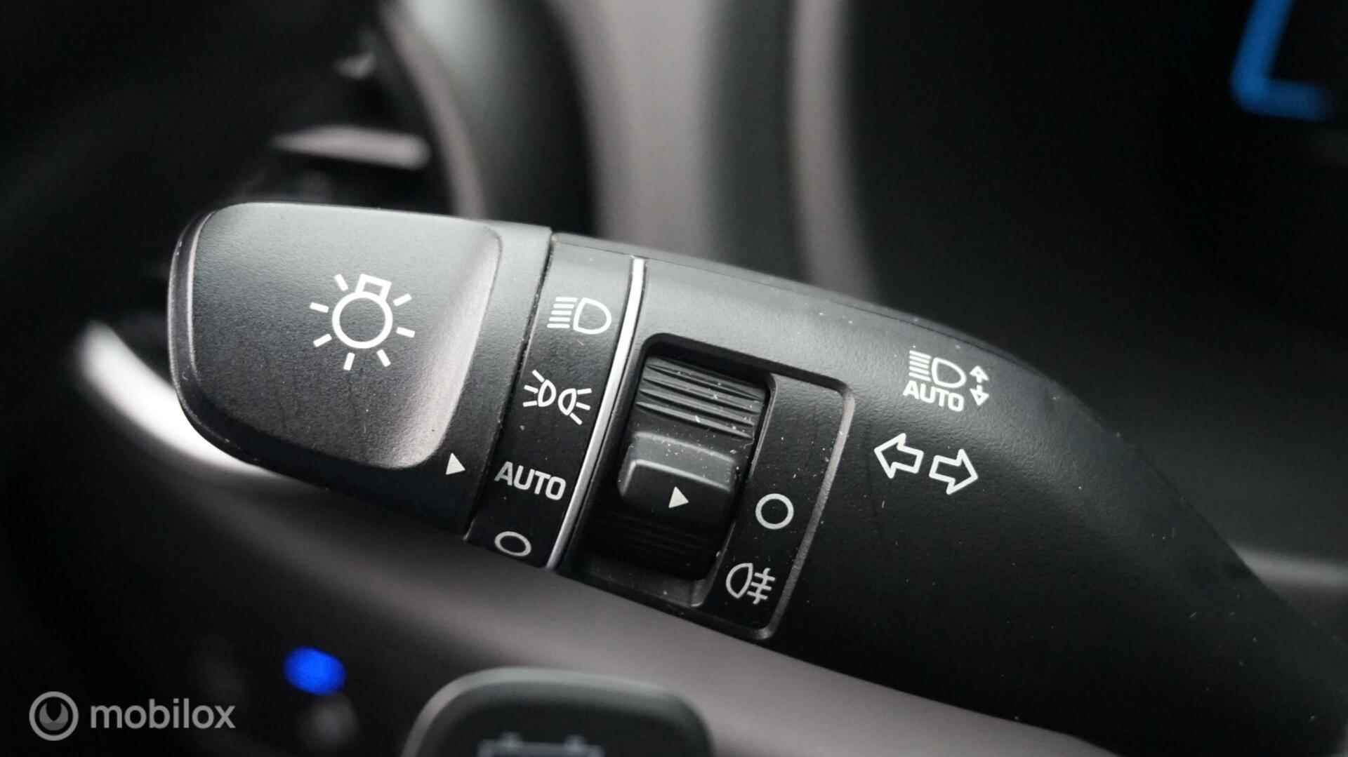 Hyundai Kona EV Premium 64 kWh Afn.Trekhaak | Leder | Elektr. Stoelverst. | Navi | Adapt. Cruise Control - 23/38