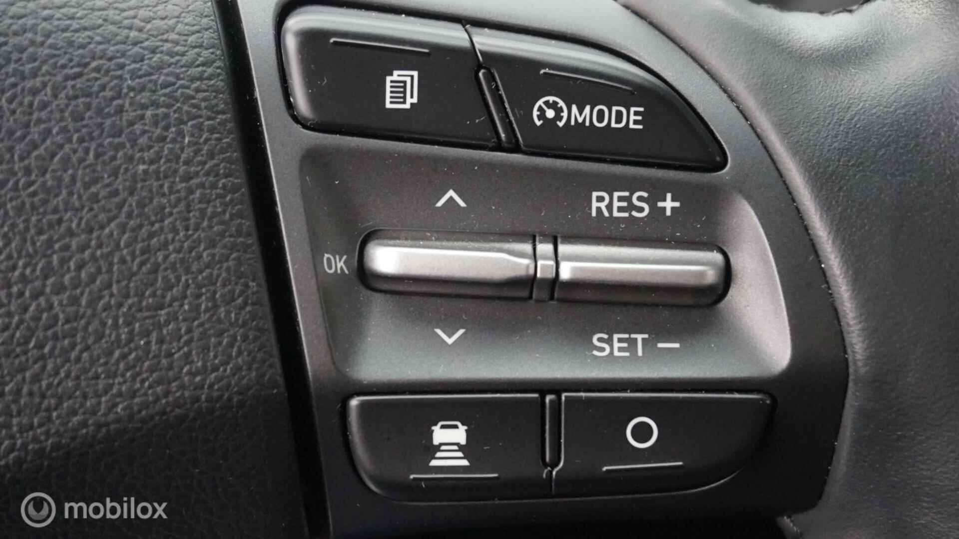 Hyundai Kona EV Premium 64 kWh Afn.Trekhaak | Leder | Elektr. Stoelverst. | Navi | Adapt. Cruise Control - 26/38