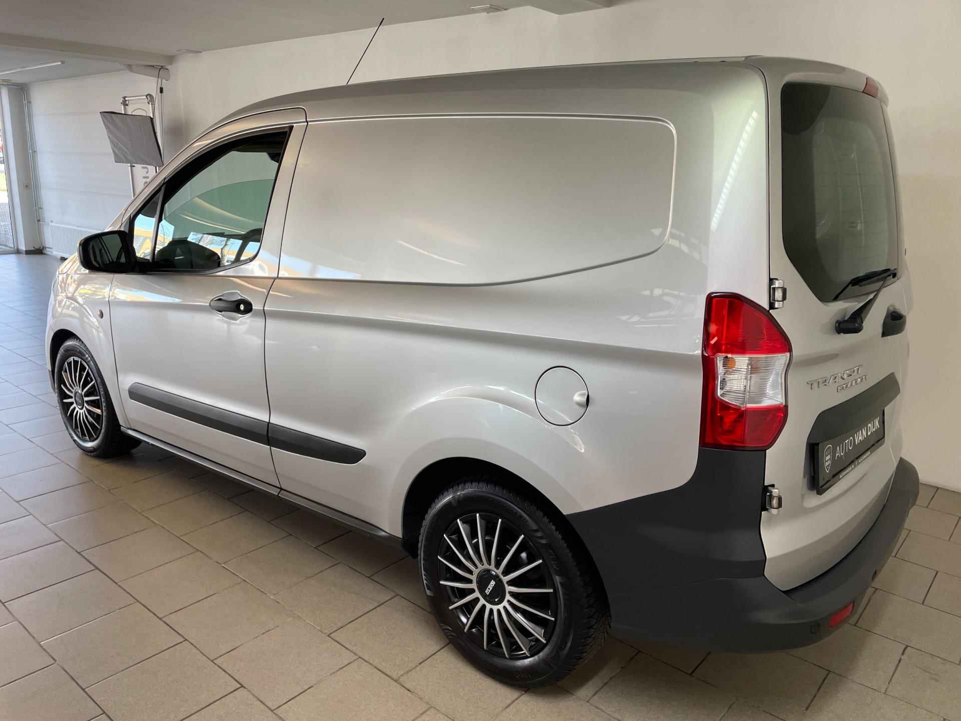 Ford Transit 1.0 EcoBoost 100pk MARGE BUS GEEN BTW AIRCO CAMERA BLUETOOTH PDC SCHUIFDEUR SPARCO WIELDOPSET ZEER NETTE BEDRIJFSAUTO - 4/37