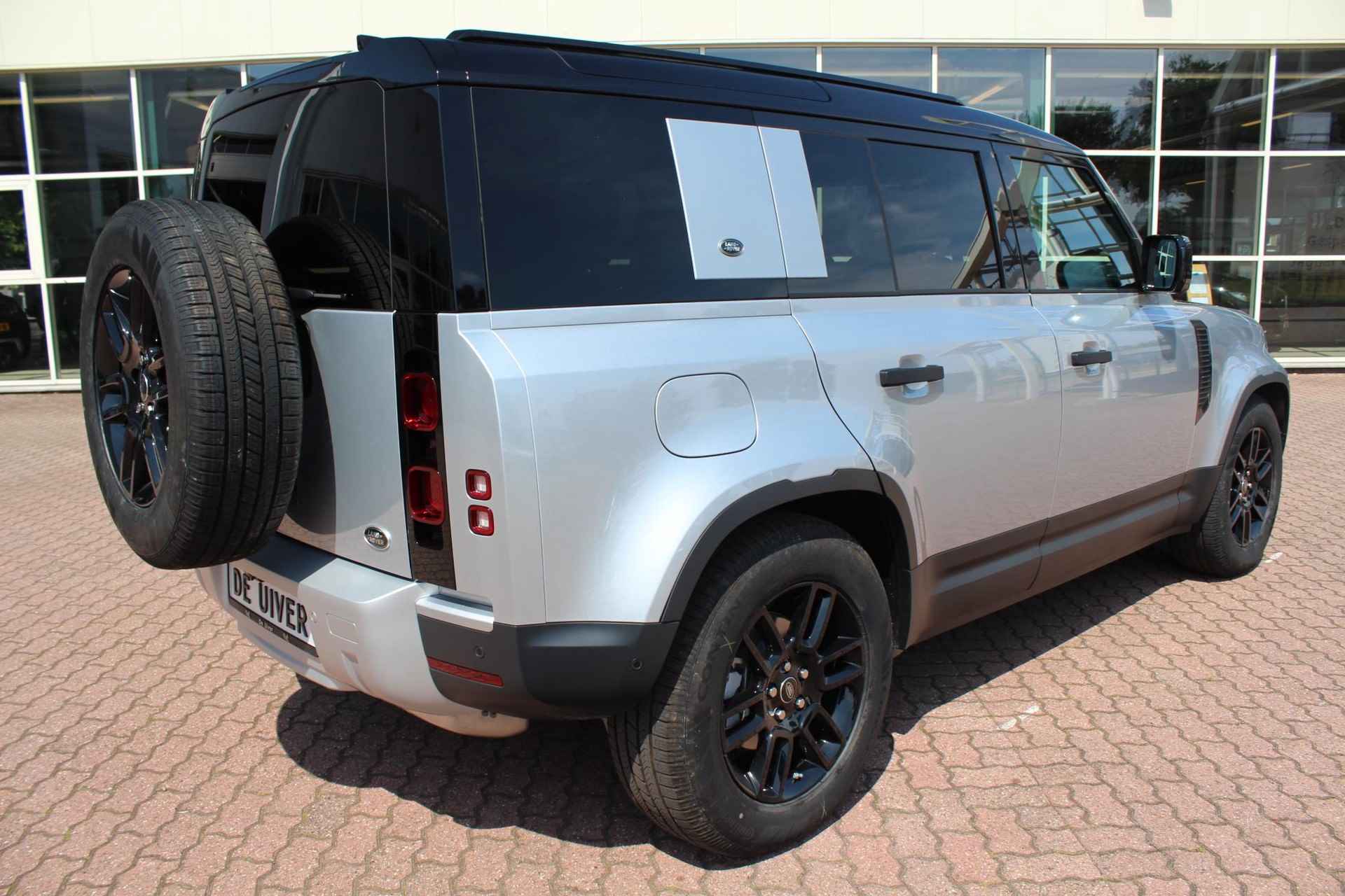 land rover Defender D240 110 S 7 Seater  Nwp: € 129.487,- - 6/46