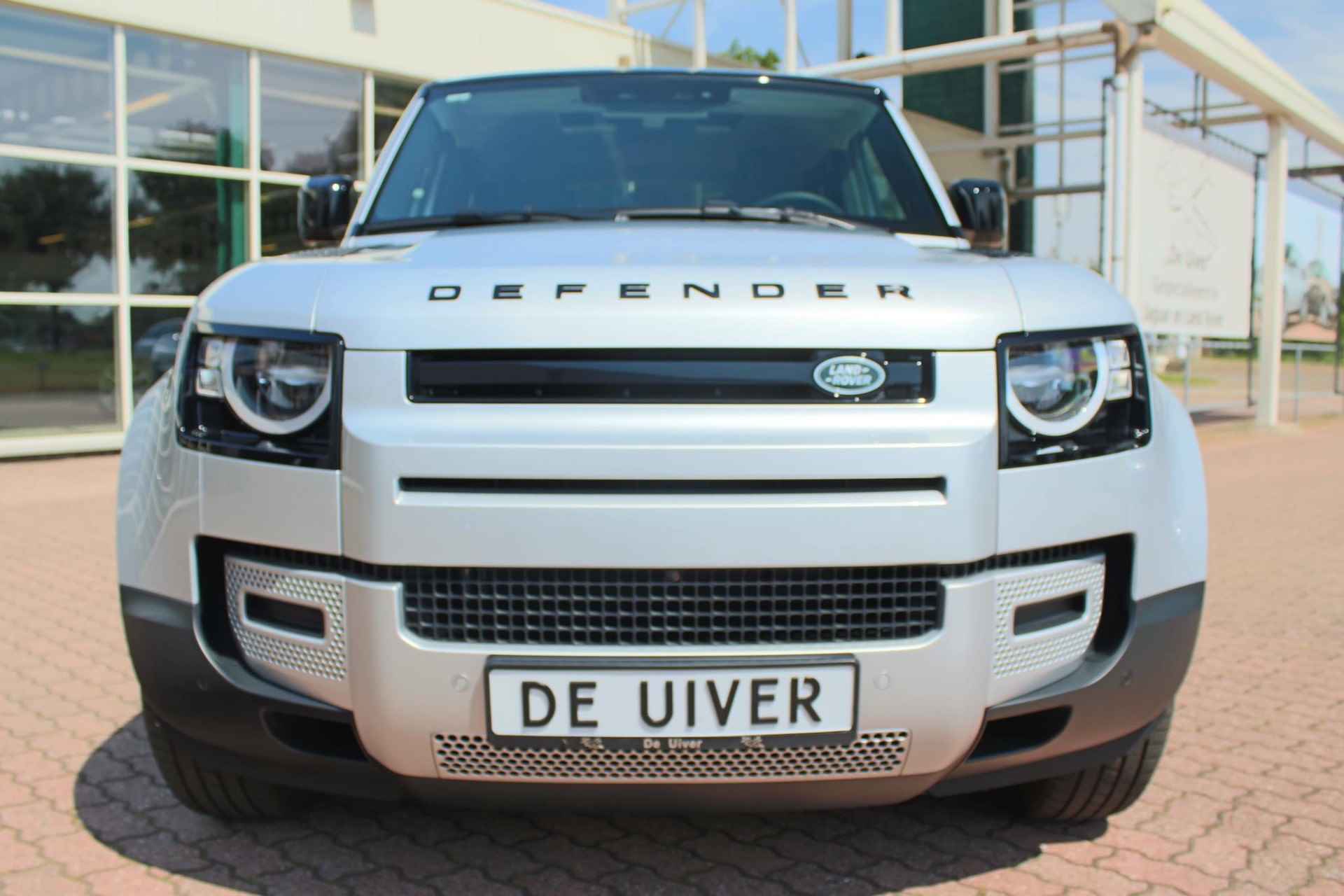 land rover Defender D240 110 S 7 Seater  Nwp: € 129.487,- - 8/46