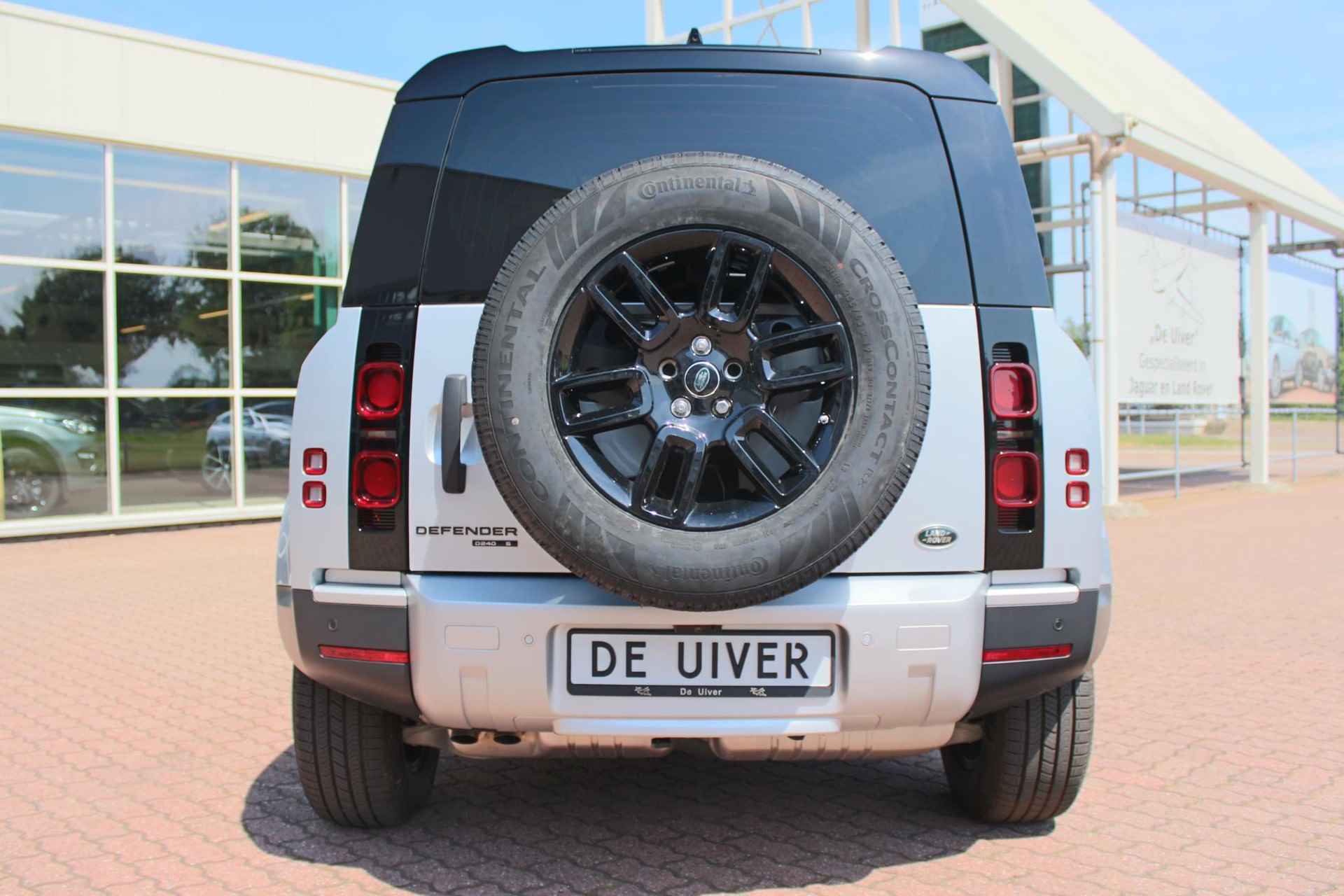 land rover Defender D240 110 S 7 Seater  Nwp: € 129.487,- - 10/46