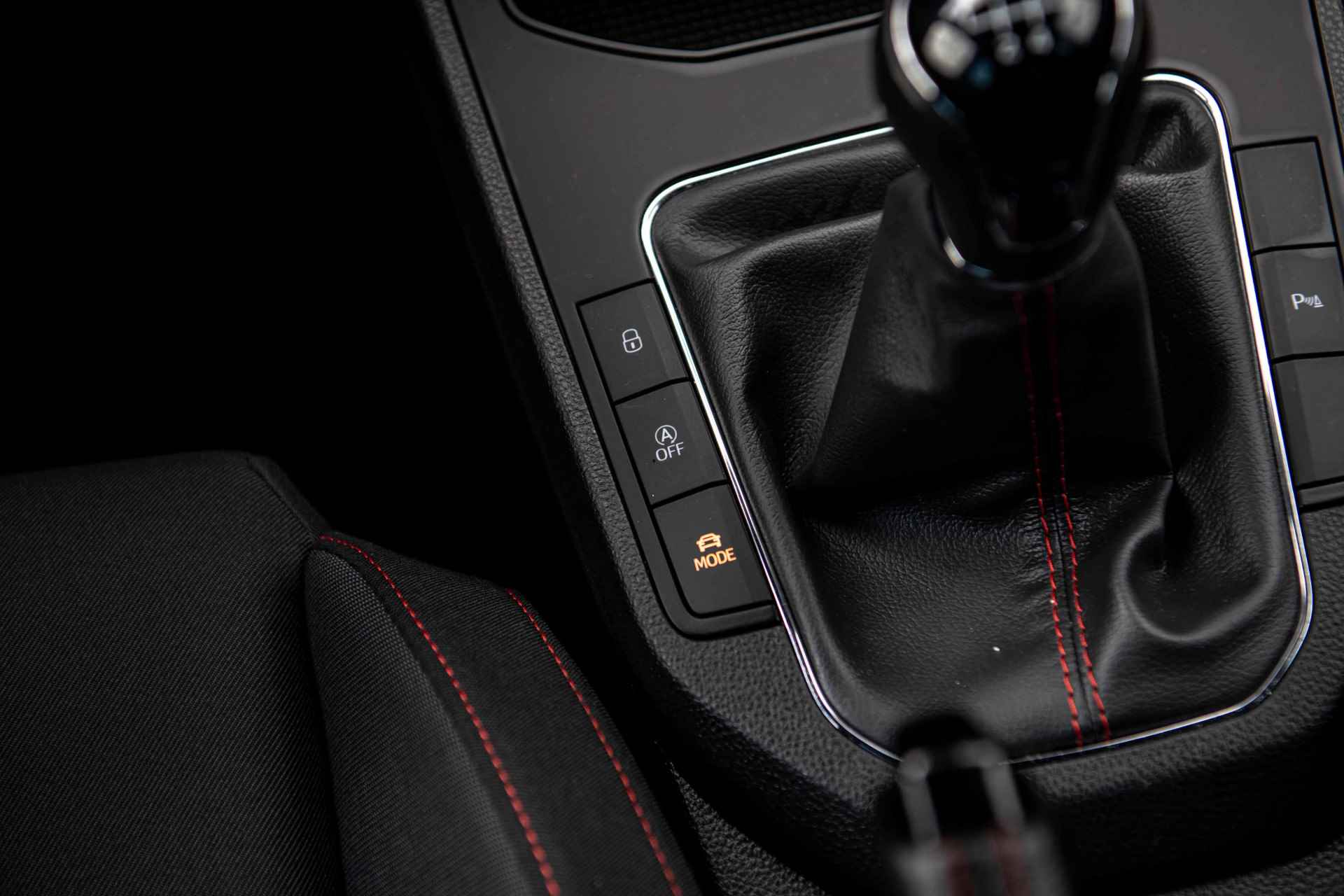 SEAT Ibiza 1.0 TSi 95 pk FR Business Intense | Camera | Navigatie | Parkeersensoren - 22/43