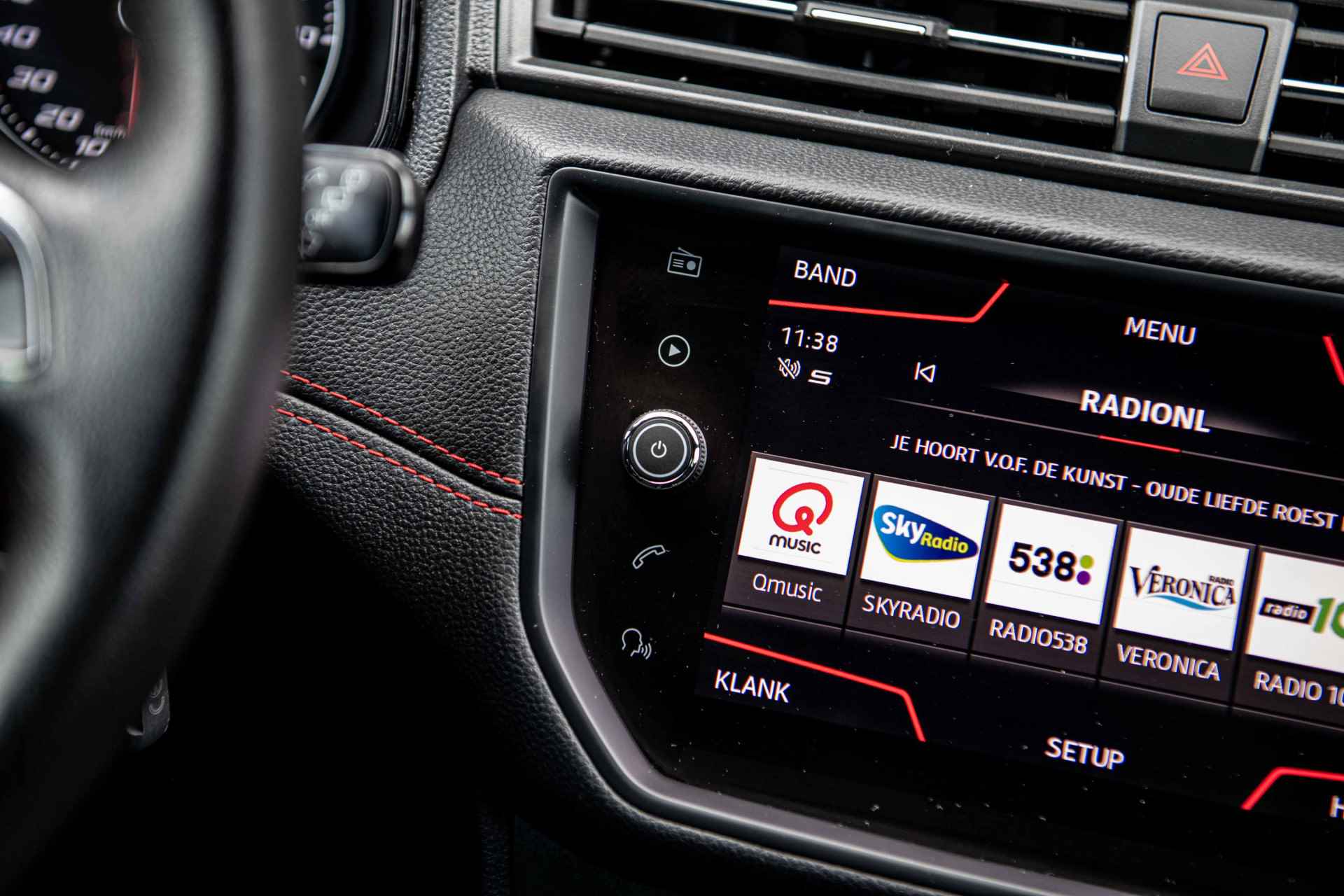 SEAT Ibiza 1.0 TSi 95 pk FR Business Intense | Camera | Navigatie | Parkeersensoren - 26/43