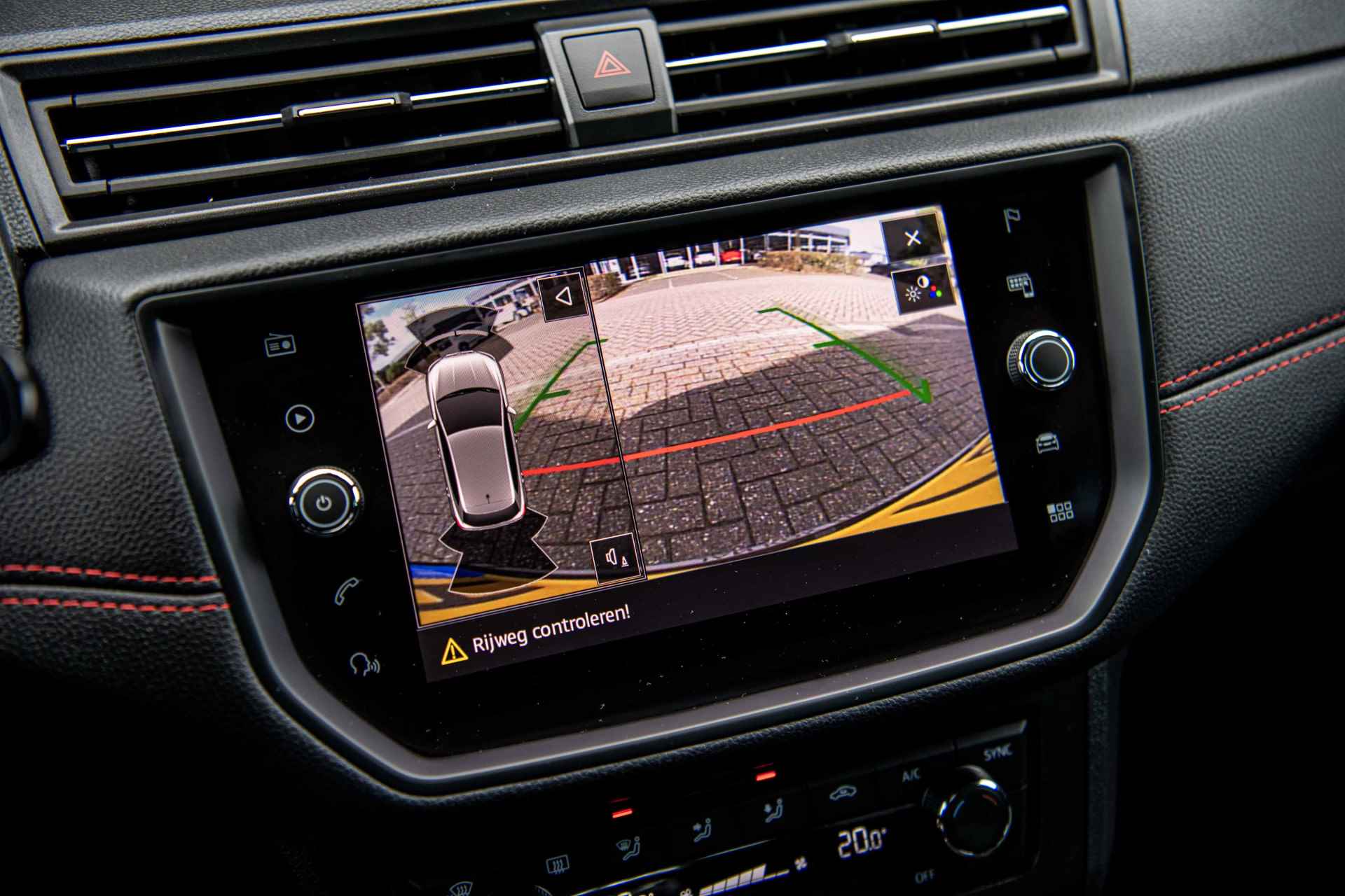 SEAT Ibiza 1.0 TSi 95 pk FR Business Intense | Camera | Navigatie | Parkeersensoren - 37/43