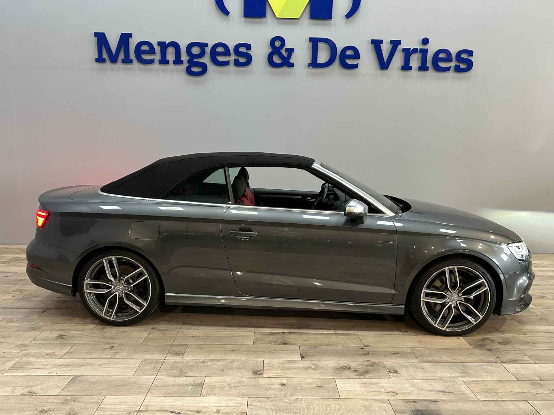 Audi A3 Cabriolet 2.0 TFSI S3 quattro Pro Line Plus NL Auto | Airco ECC | LED | Virtual | B&O | Leer | Nekverwarming | Camera | 19" velgen | Navigatie | Cruise Control | Isofix | NAP | - 45/52