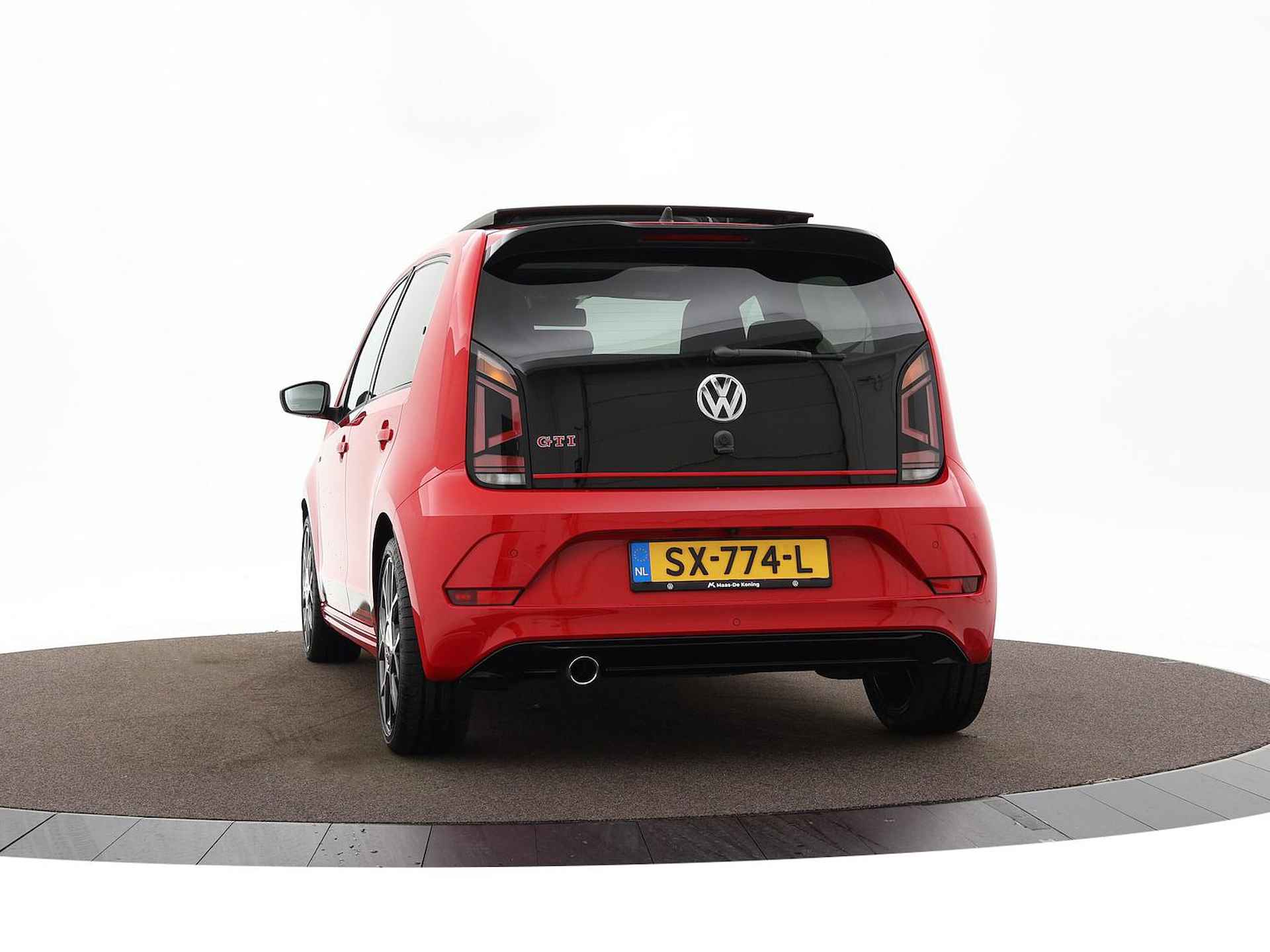 Volkswagen Up! 1.0 TSI 115pk GTI · Panoramadak · BEATS Audio · Camera · Clima · Stoelverwarming · 17'' · Cruise Control · Regen/lichtsensor · - 25/37