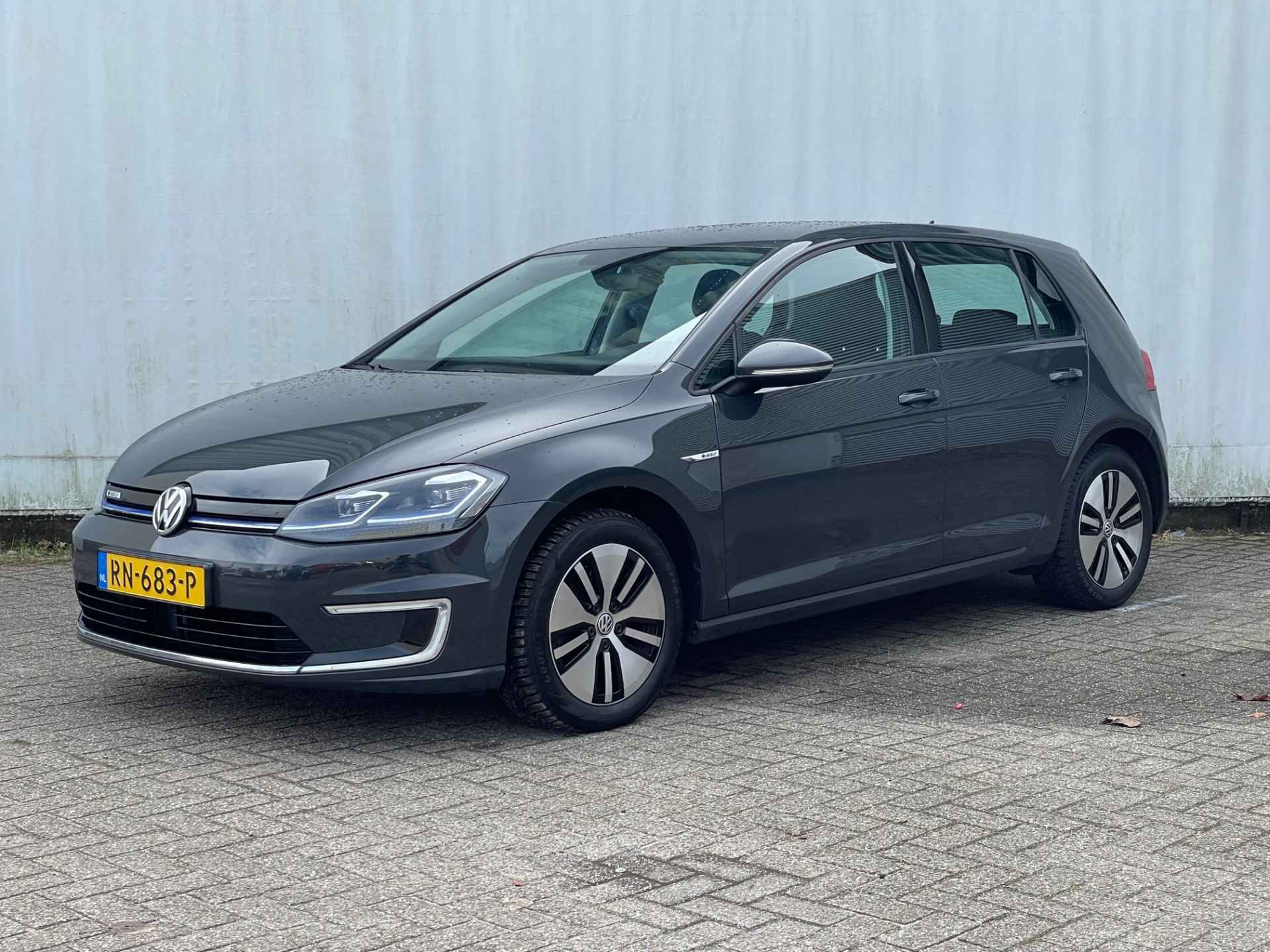 Volkswagen e-Golf e-Golf 36kWh Warmtepomp! / Navi / Carplay - 2/26