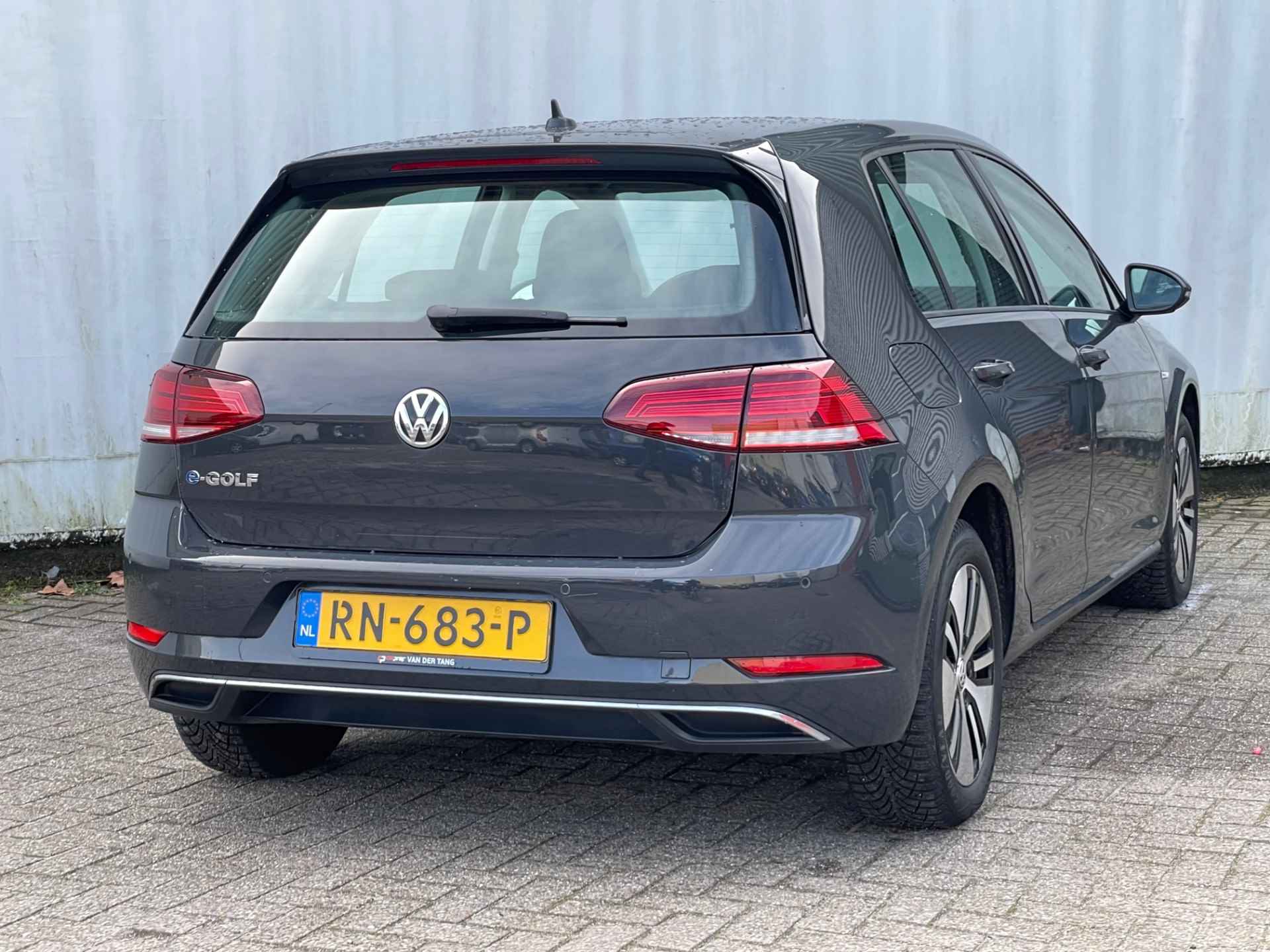 Volkswagen e-Golf e-Golf 36kWh Warmtepomp! / Navi / Carplay - 4/26