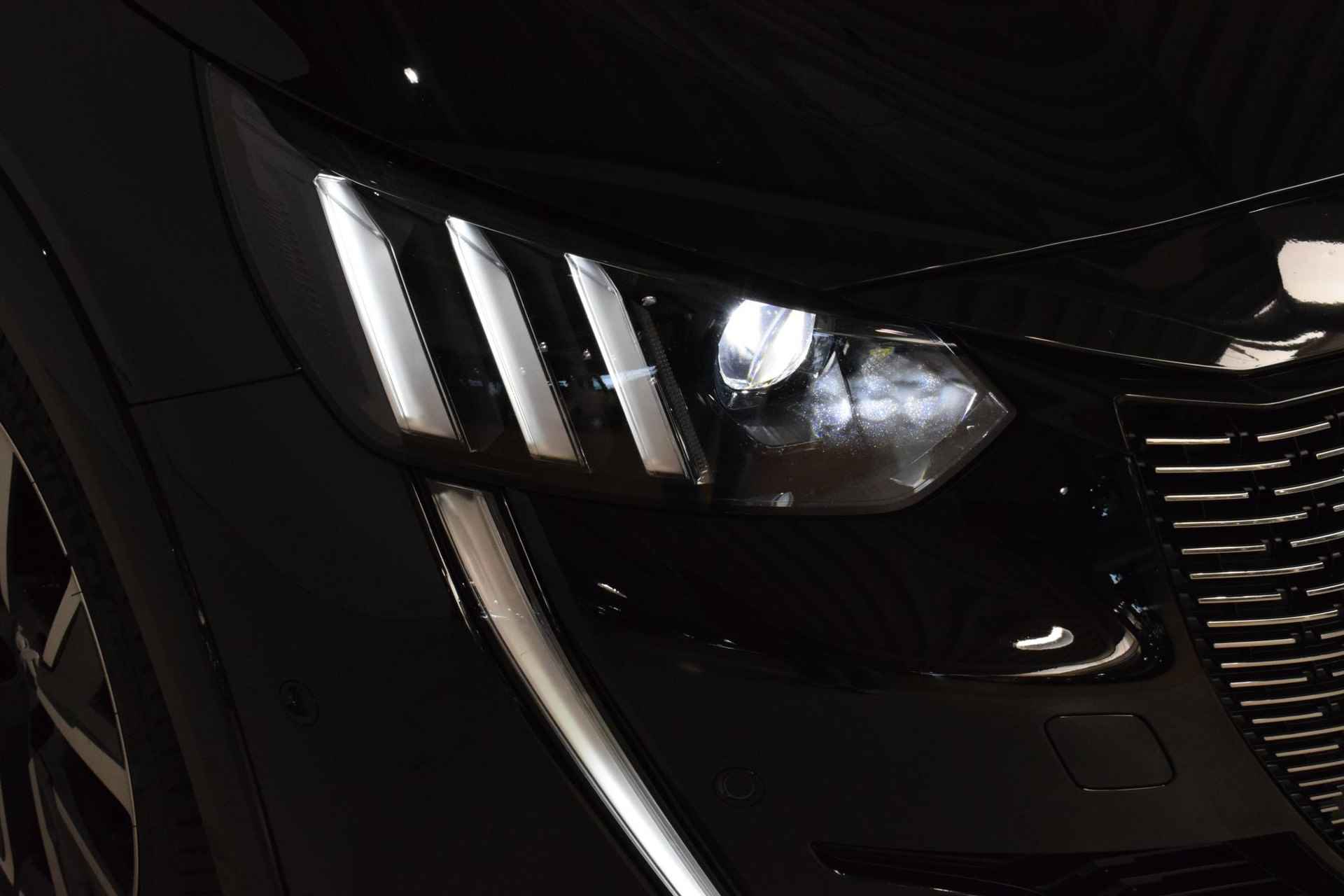 Peugeot 208 1.2 PureTech GT Pack | 360-Camera | Parkeersensoren | Dodehoek detectie | Navigatie | Apple Carplay/Android auto | Lane keep assist | USB-aansluiting | Automatische regen/licht sensor | - 5/48