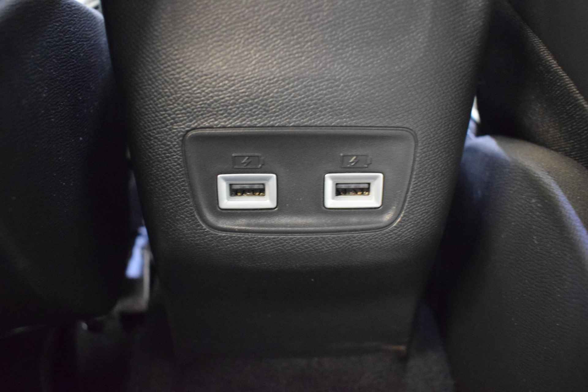 Peugeot 208 1.2 PureTech GT-line | 360-Camera | Parkeersensoren | Dodehoek detectie | Navigatie | Apple Carplay/Android auto | Lane keep assist | USB-aansluiting | Automatische regen/licht sensor | - 27/48