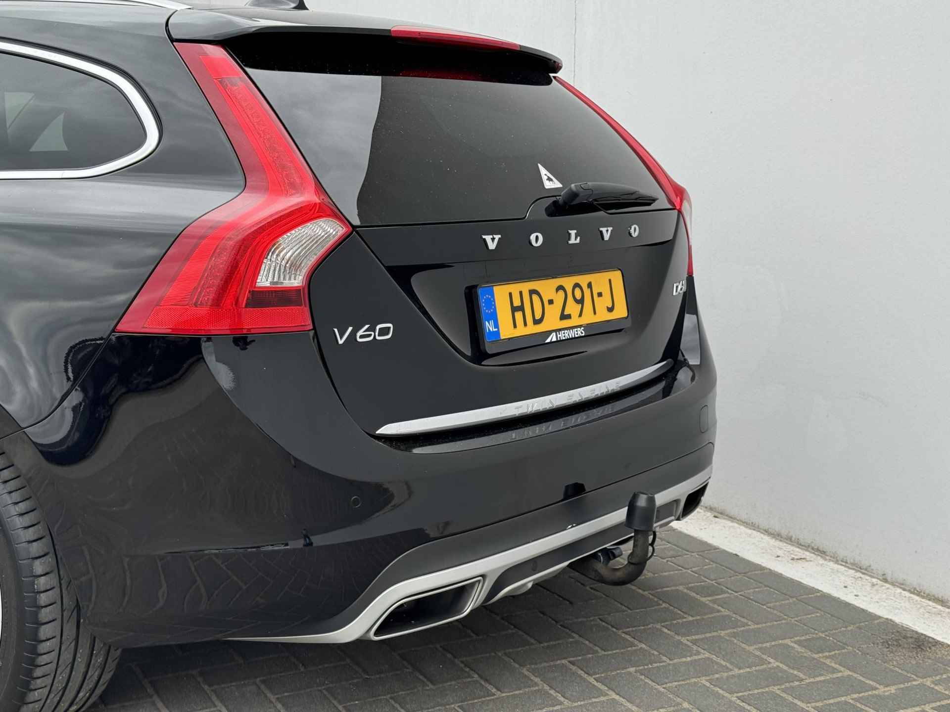 Volvo V60 2.4 D6 Twin Engine Summum / Trekhaak (1800 KG) / Bestuurderstoel met geheugen / Lederen bekleding / Navigatie / Stoelverwarming / inclusief winterset - 31/41