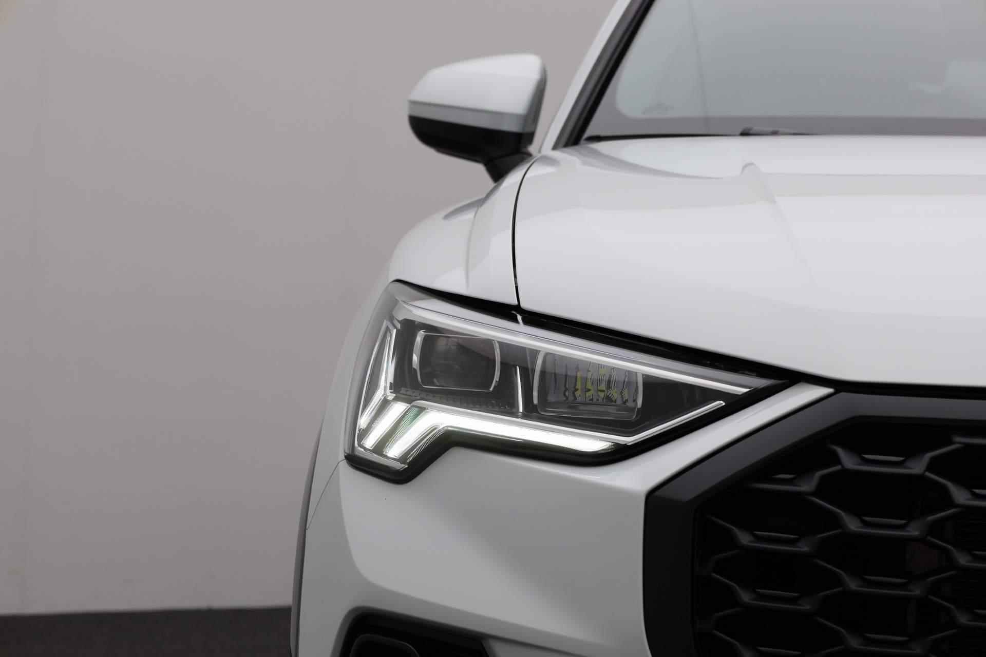 Audi Q3 Sportback 45 TFSI e 245PK S-tronic S Edition | Pano | 20 inch | Leer | Navi | Camera | ACC | Full LED - 8/43