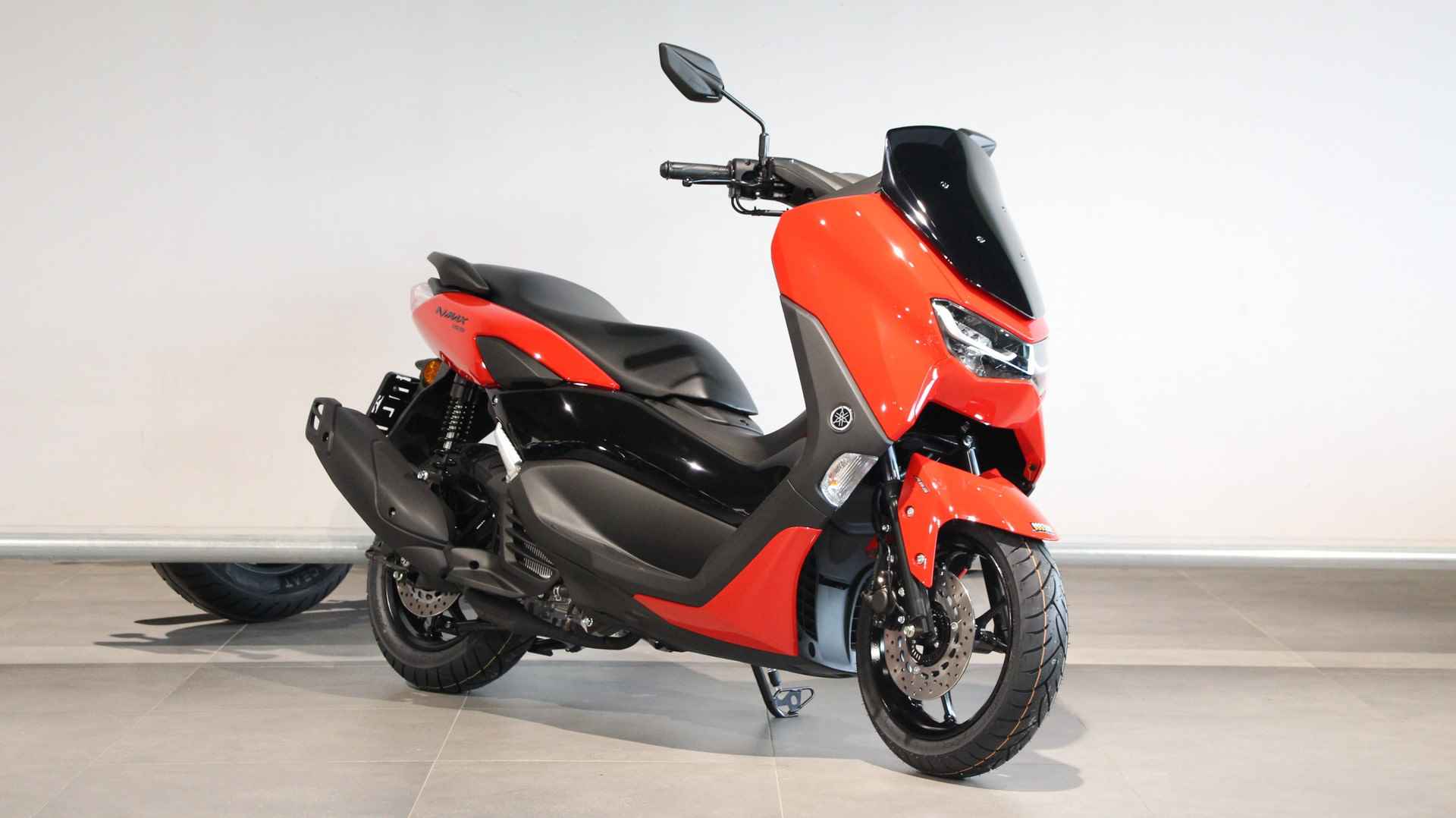 Yamaha NMAX 155 - 2/12