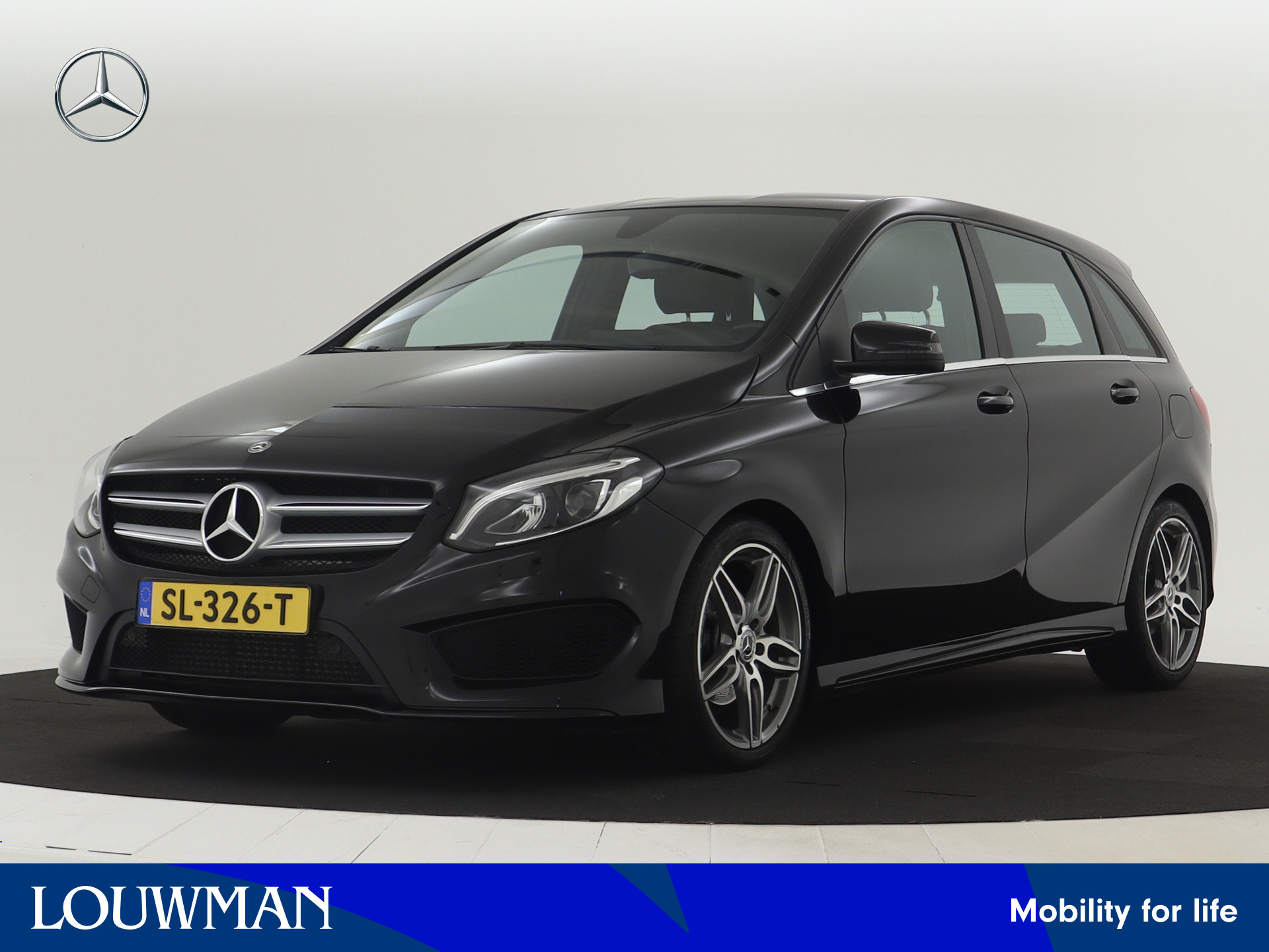 Mercedes-Benz B-Klasse 180 Business Solution AMG | Stoelverwarming | Parkeerpakket met Camera | LED Verlichting | Navigatie | Cruise Controle |