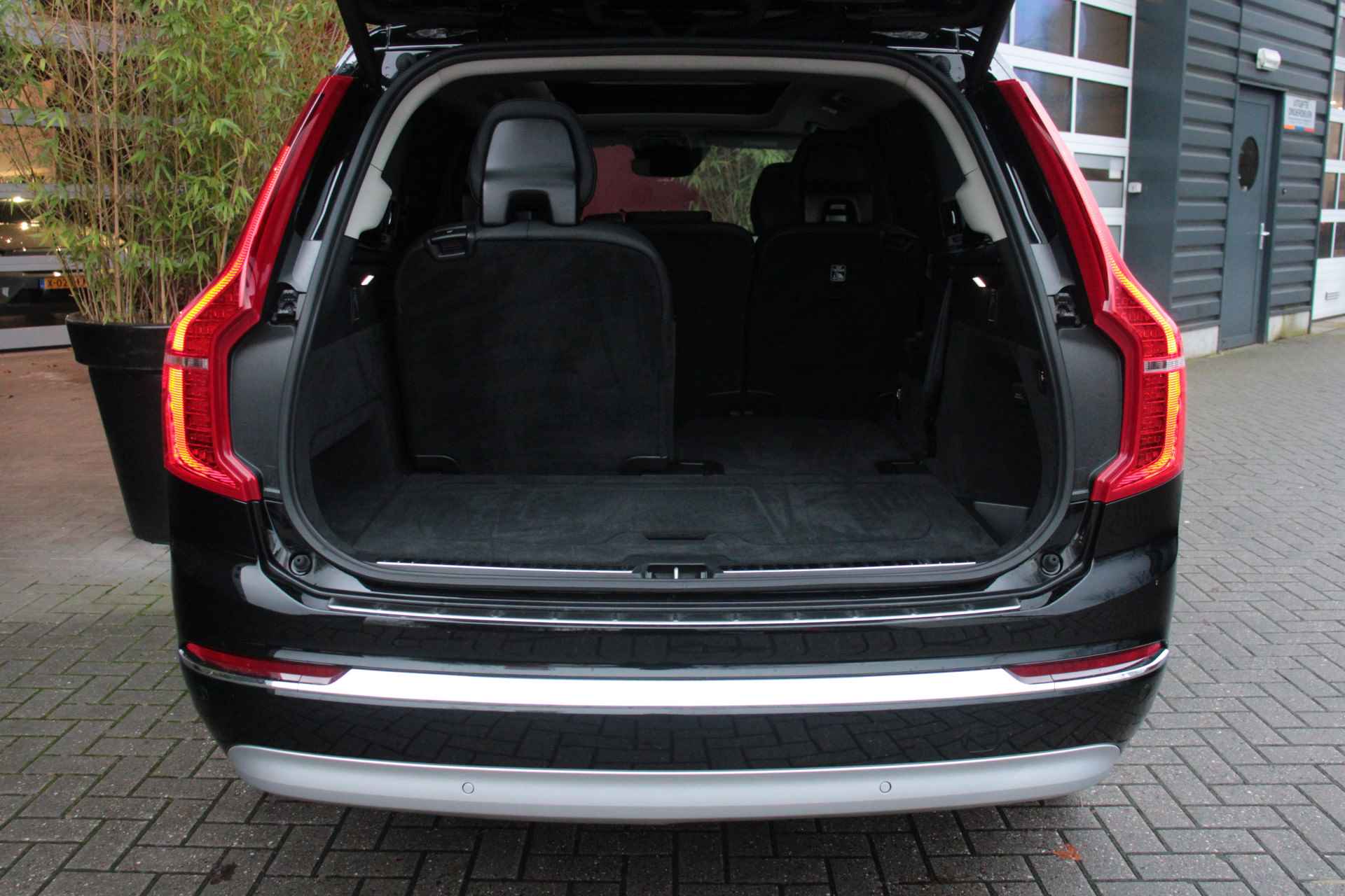 Volvo XC90 T8 Recharge Inscription Long Range | Trekhaak | Harman/Kardon audio | Schuif-/kanteldak | Geheugenstoelen | Adaptive Cruise | St - 11/36