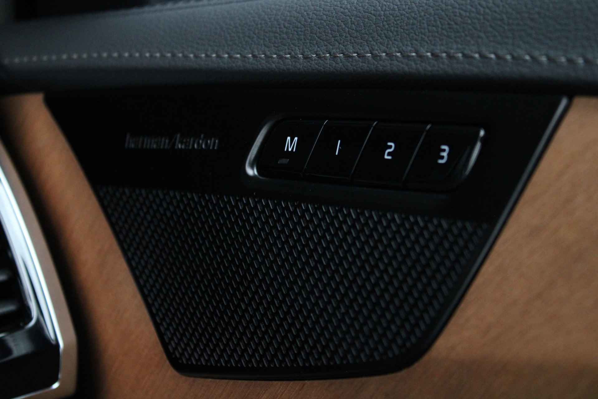 Volvo XC90 T8 Recharge Inscription Long Range | Trekhaak | Harman/Kardon audio | Schuif-/kanteldak | Geheugenstoelen | Adaptive Cruise | St - 30/36