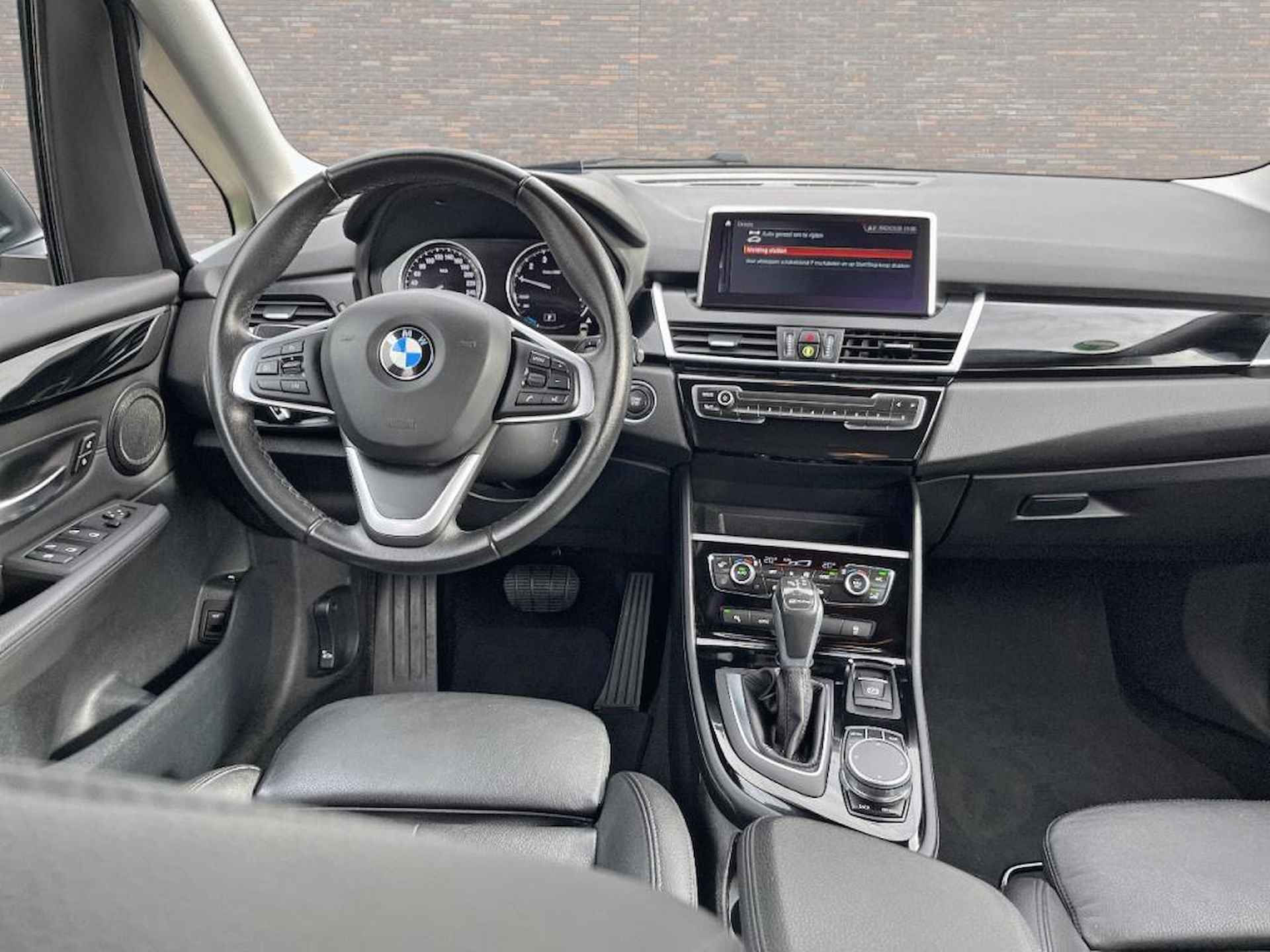 BMW 2 Serie Active Tourer 225xe LEDER SPORTSTOELEN NAVIGATIE LMV LED - 13/38