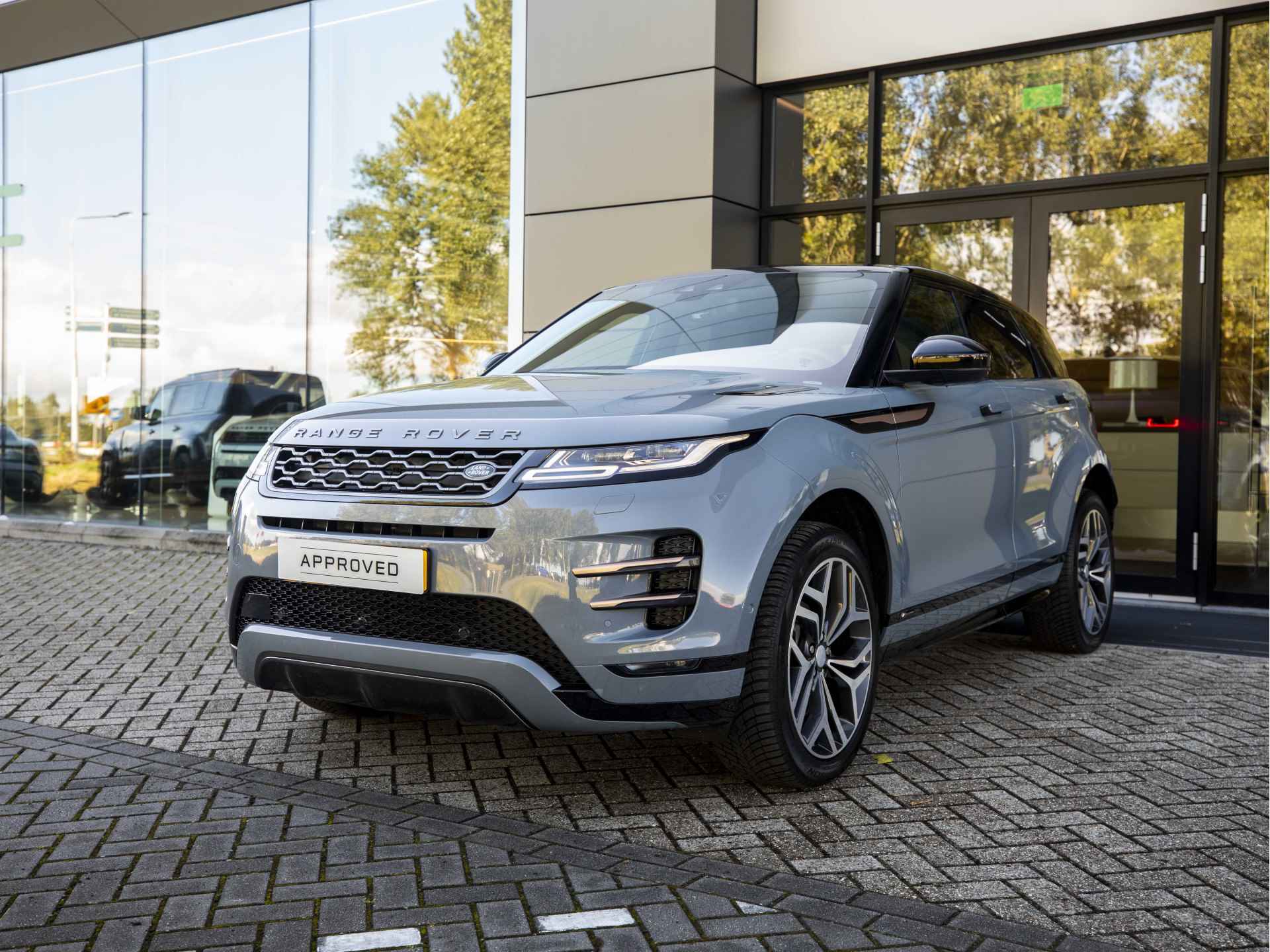 Land Rover Range Rover Evoque D180 AWD R-Dynamic FIRST EDITION | HUD | Adaptive Cruise | ClearSight | - 12/65