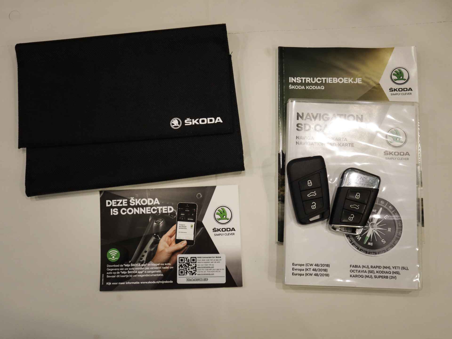 Škoda Kodiaq 1.5 TSI Business Edition (150 PK) 2e-Eig, Skoda-Dealer-Onderh, 12-Mnd-BOVAG, NL-Auto, Leer, Trekhaak, Navigatie/Apple-Carplay/Android-Auto, Cruisecontrol, Keyless-Start, Elek.-Achterklep, Parkeersensoren-V+A, Achteruitrijcamera, Premium-Audio, DAB, Licht-Zicht-Pakket, Lm-Velgen-18Inch, Privacy-Glas - 22/36