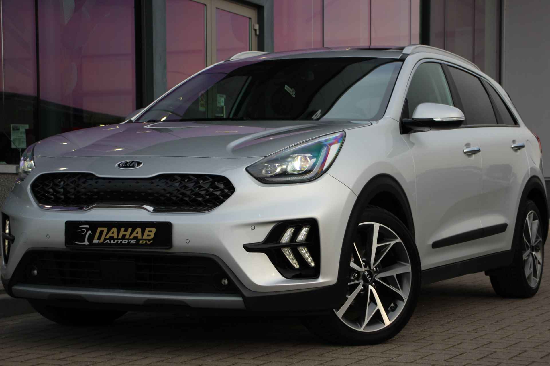 Kia Niro 1.6 GDi Hybrid ExecutiveLine | Schuif/kanteldak | VC | Camera | Stoelverw. + koeling | - 4/37