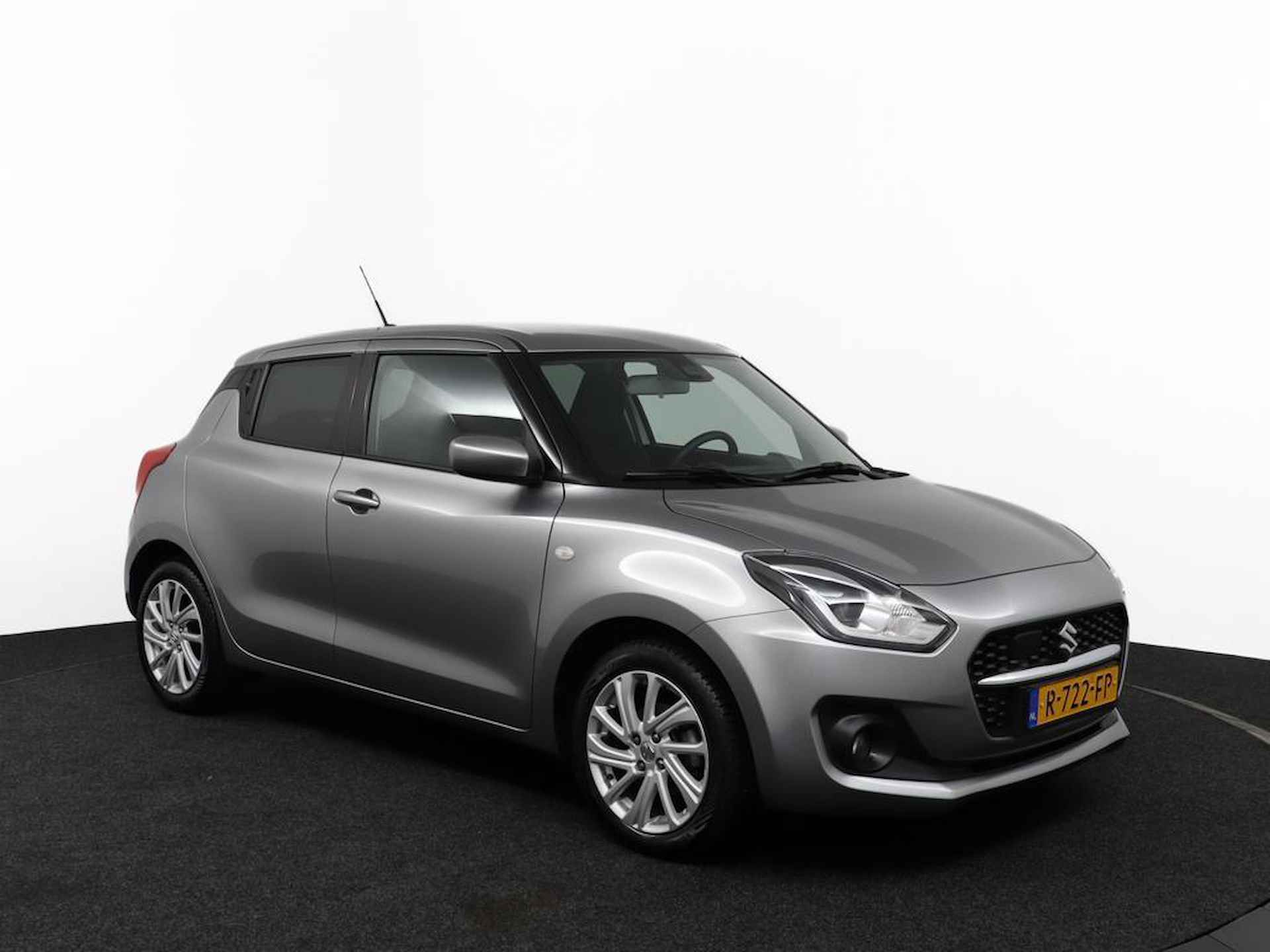 Suzuki Swift 1.2 Select Smart Hybrid | Airco | Navigatie | Cruise control adaptive | Lichtmetalen velgen | Camera | Stoelverwarming | - 4/52