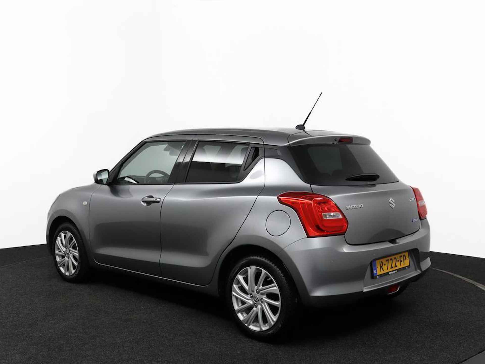 Suzuki Swift 1.2 Select Smart Hybrid | Airco | Navigatie | Cruise control adaptive | Lichtmetalen velgen | Camera | Stoelverwarming | - 5/52