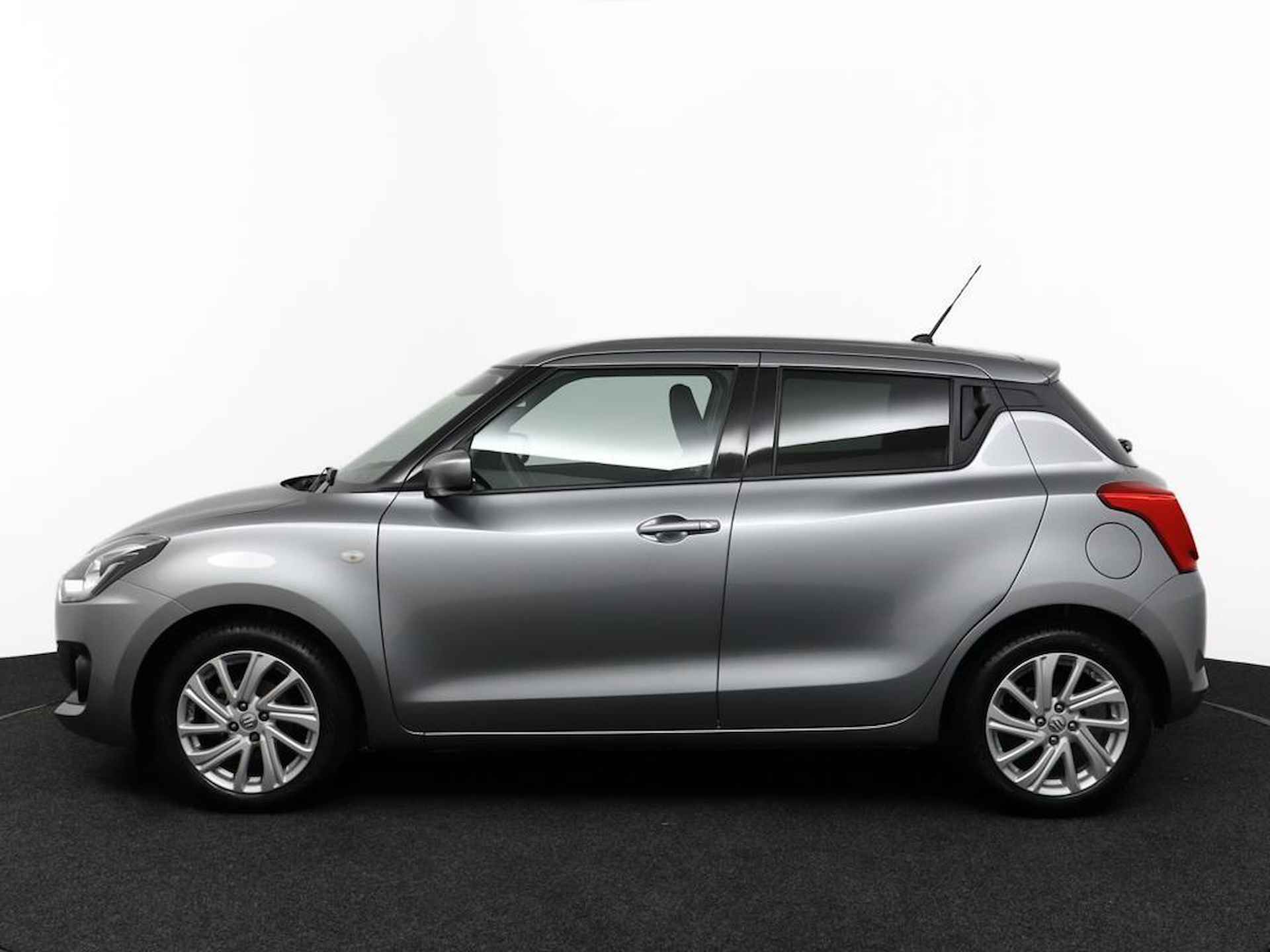 Suzuki Swift 1.2 Select Smart Hybrid | Airco | Navigatie | Cruise control adaptive | Lichtmetalen velgen | Camera | Stoelverwarming | - 7/52