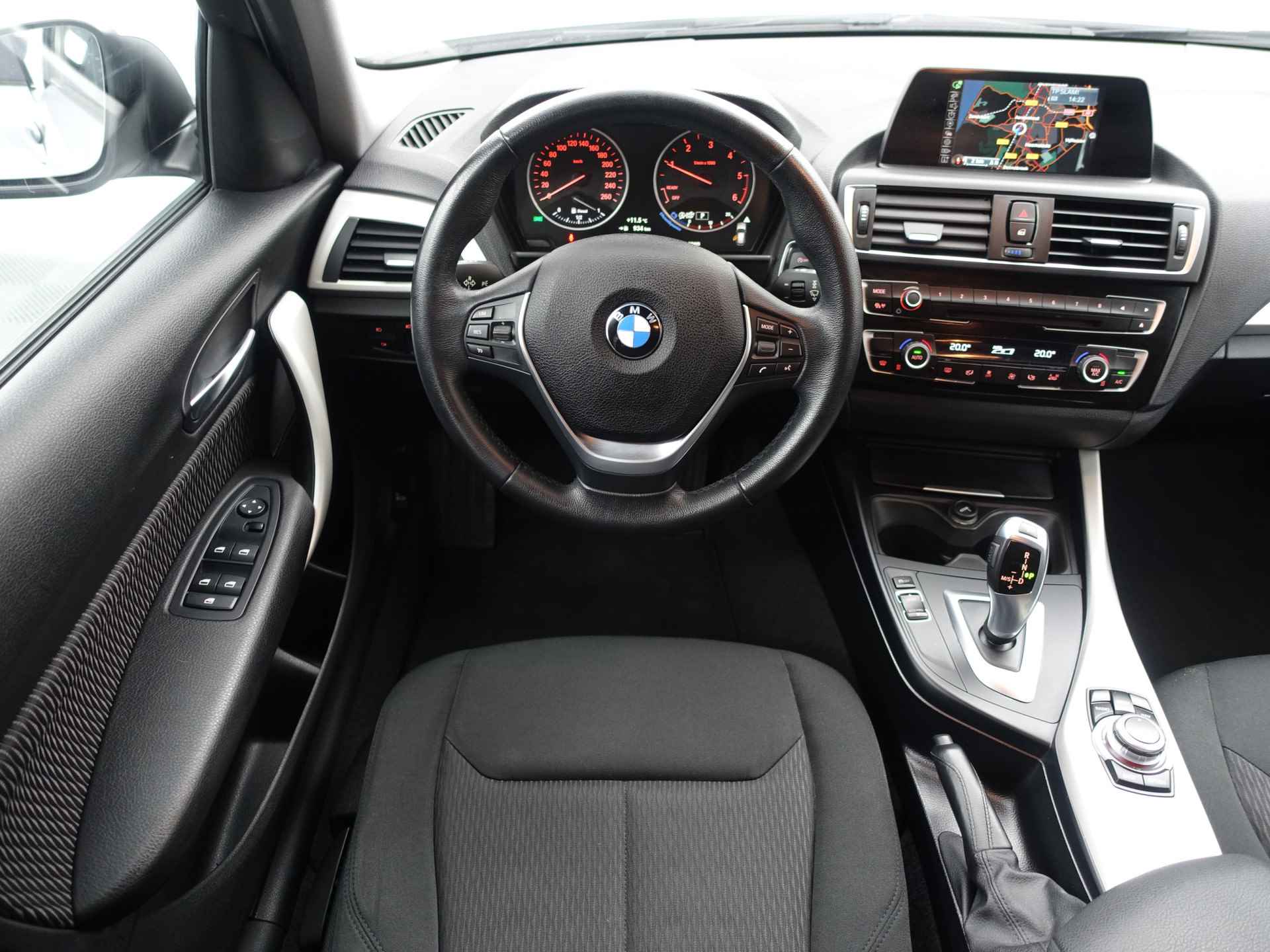 BMW 1-serie 116d M Sport High Exe Aut- Xenon Led, Navi, Clima, Dynamic Select, Park Assist - 7/36
