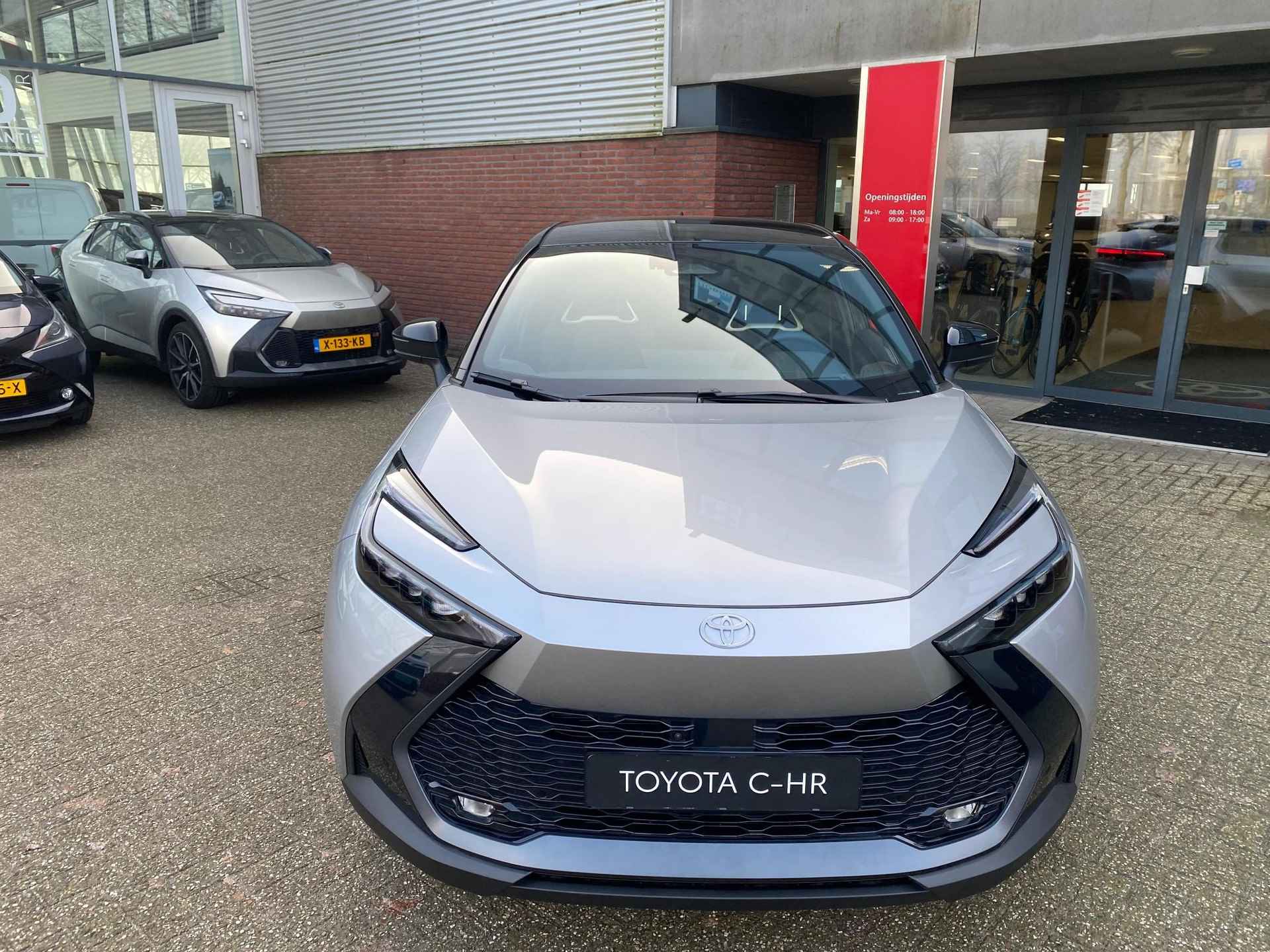 Toyota C-HR 2.0 Plug-in Hybrid 220 Executive NIEUW DIRECT LEVERBAAR HEAD-UP JBL-AUDIO ELEK-STOEL + GEHEUGEN PANODAK KEYLESS PARK-SENSOREN - 17/34