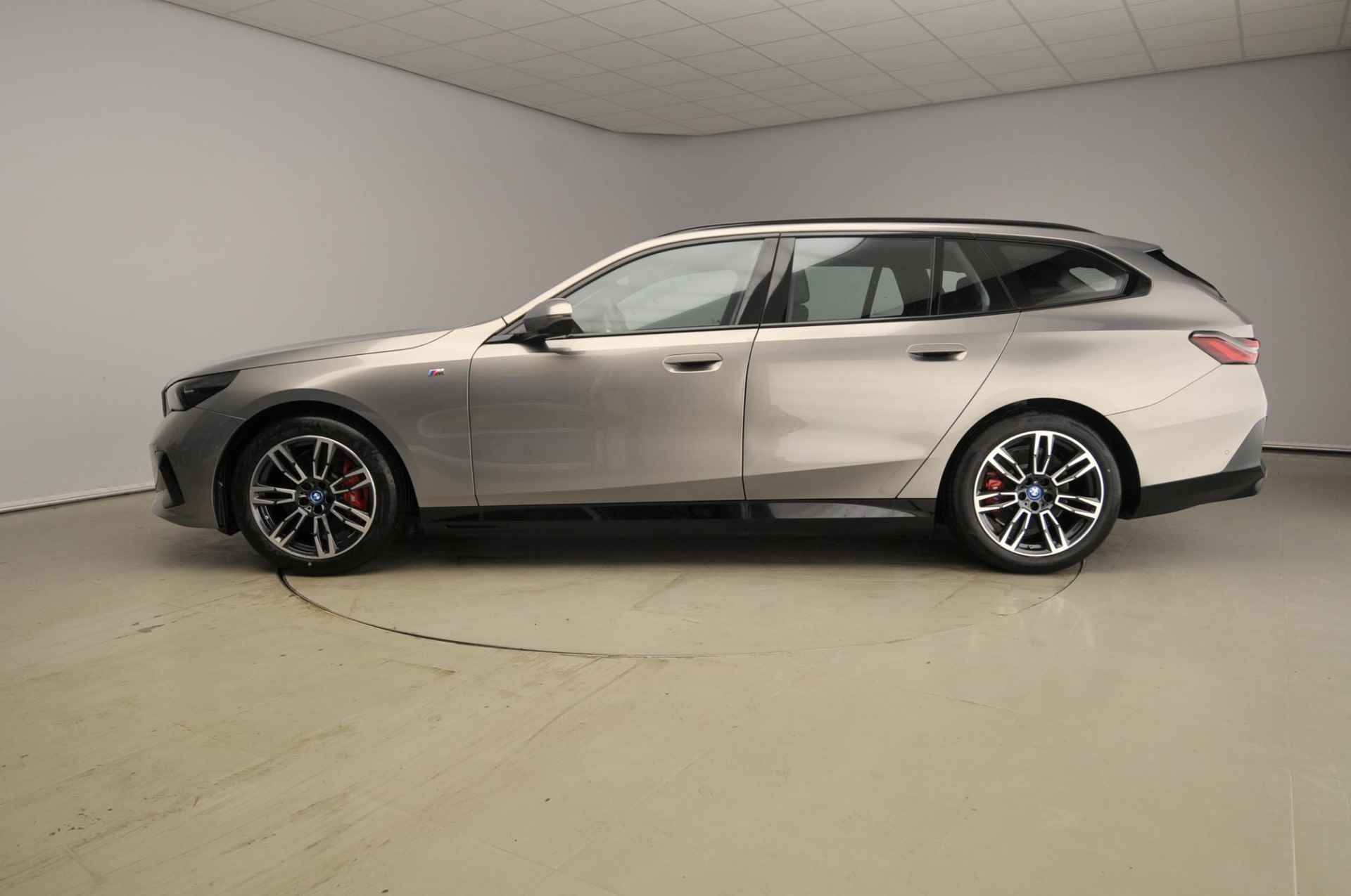 BMW i5 Touring eDrive40 M Sport Edition | M Sport package | M Sport package Pro - 3/45