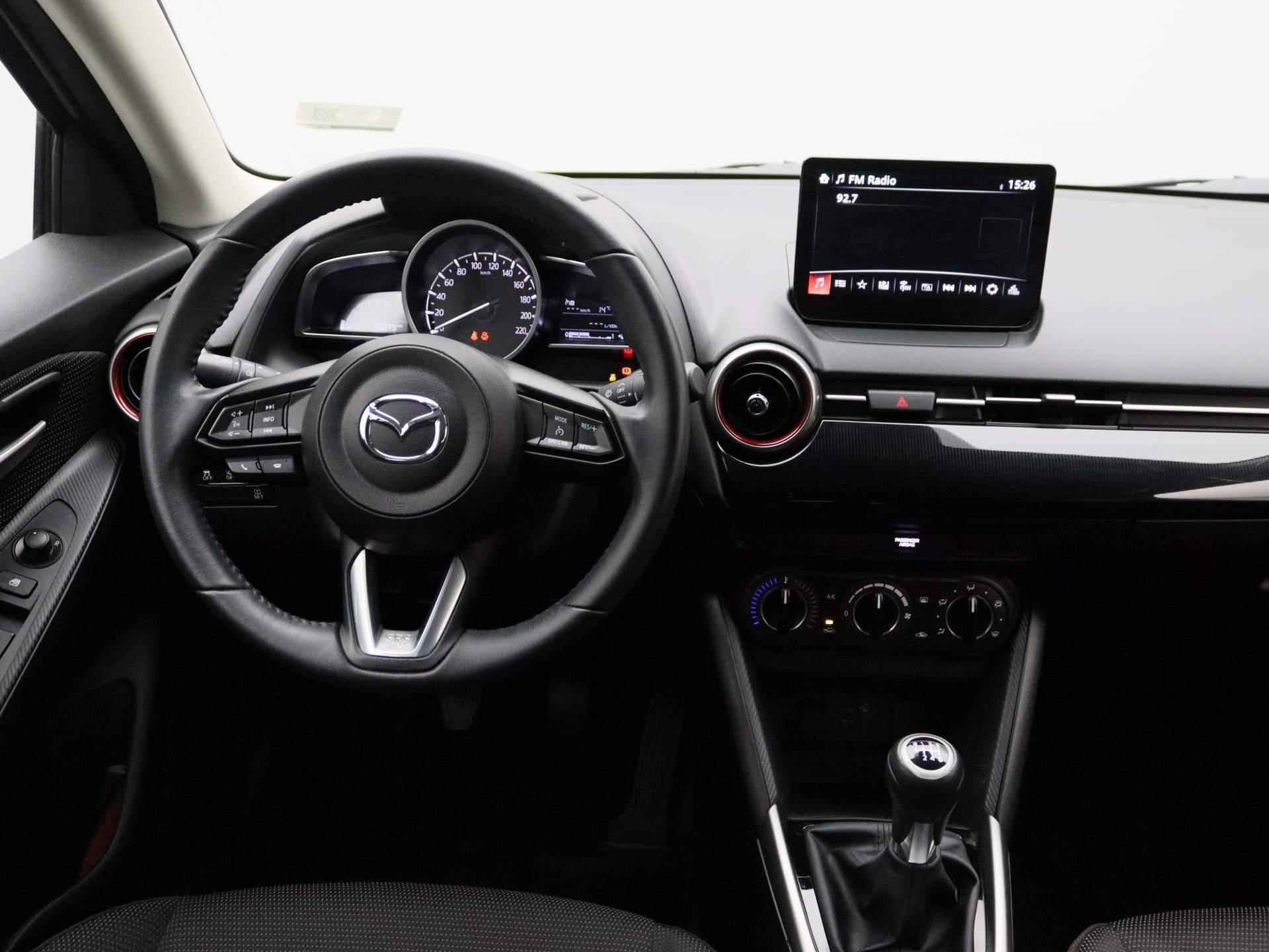 Mazda 2 1.5 Skyactiv-G Sportive | Apple Carplay / Android Auto | Camera | Cruise Control | Airco | Lichtmetaal Black Velgen | Privacyglass | - 7/39