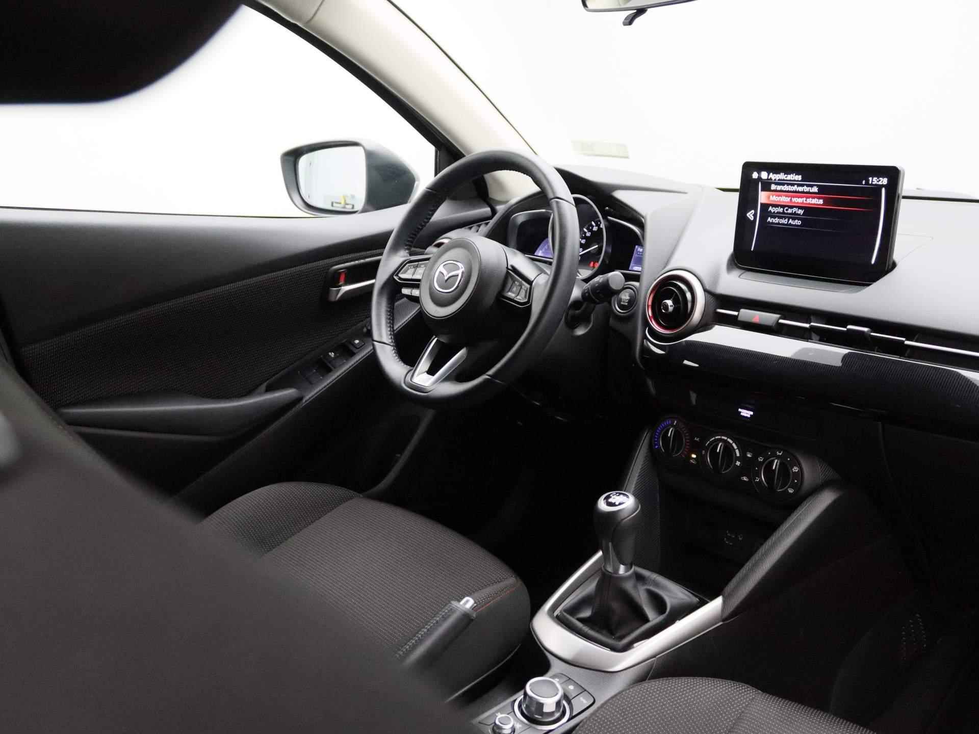 Mazda 2 1.5 Skyactiv-G Sportive | Apple Carplay / Android Auto | Camera | Cruise Control | Airco | Lichtmetaal Black Velgen | Privacyglass | - 37/39