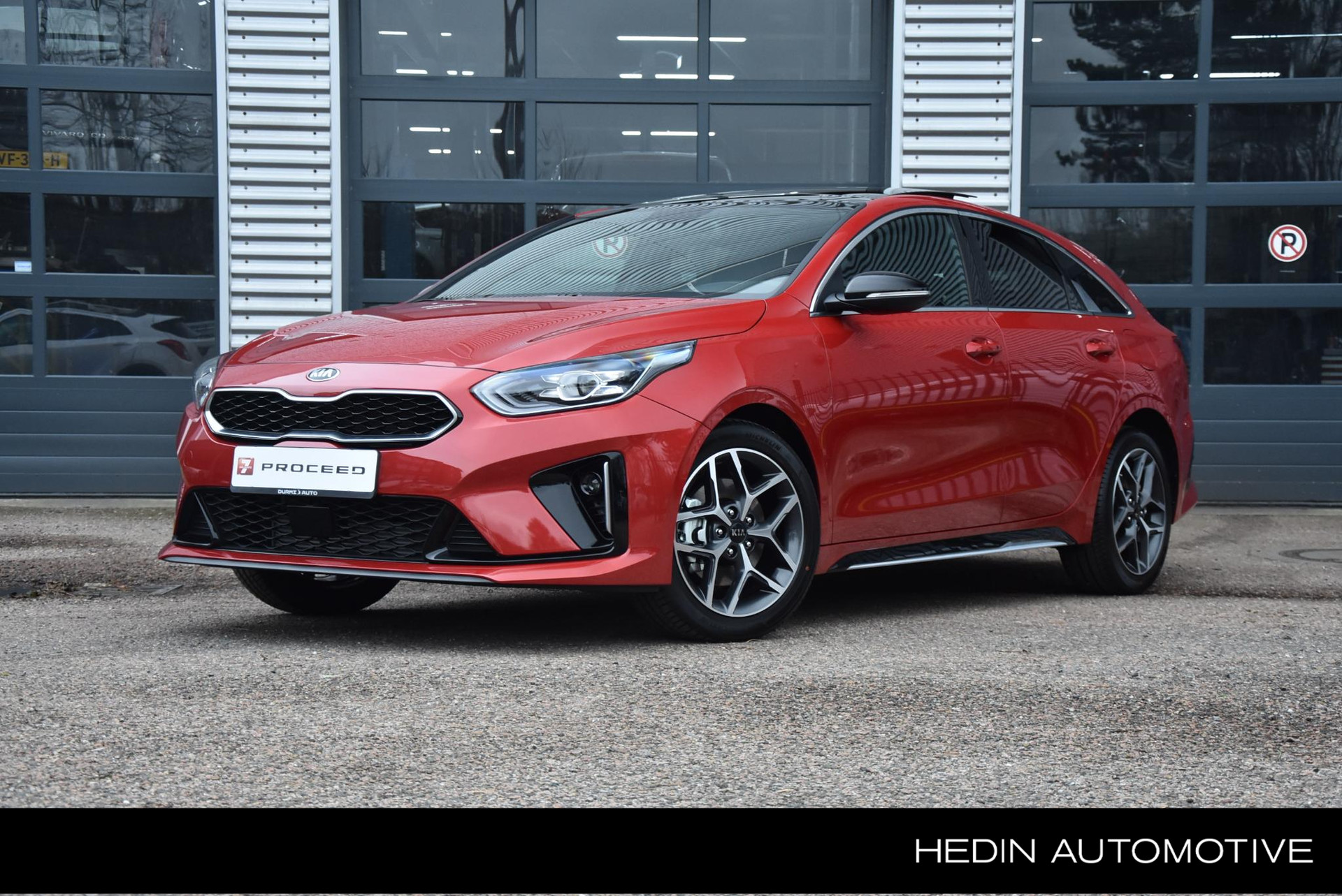 Kia Ceed Sportswagon 1.0 T-GDi 120PK GT-Line | El. Glazen Panoramadak | Navigatie | Camera | Climate control | Carplay | PDC | LMV 17 inch