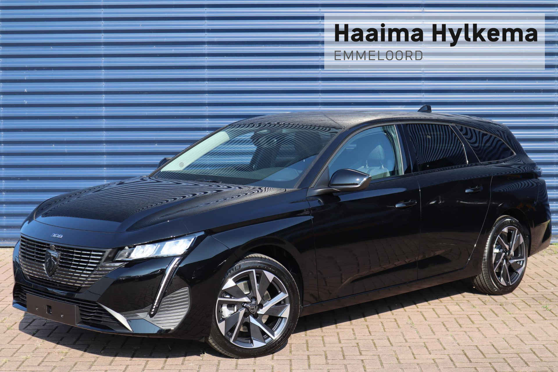 Peugeot 308 SW 1.2 Hybrid 136 e-DCS6 Allure | Stoel-/Stuurverwarming | Parkeercamera/-sensoren (achter) | Carplay | Adaptive Cruise Control | Navigatie | Climate Control | Armsteun achter | Draadloze telefoonlader |