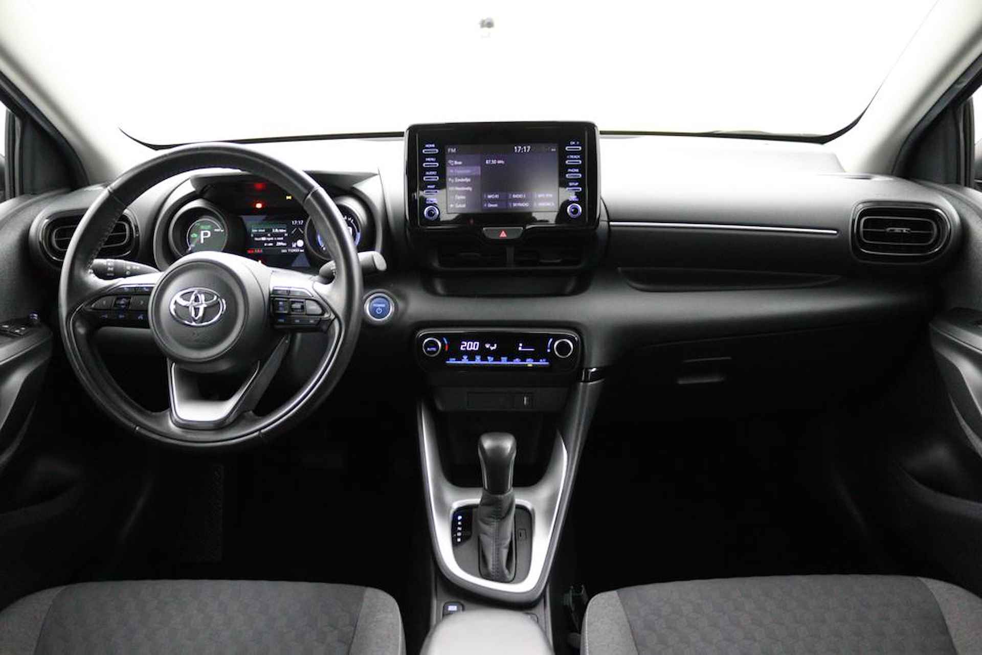 Toyota Yaris 1.5 Hybrid First Edition | Trekhaak Afneembaar | Navigatie | Led Verlichting | Keyless Entry | - 12/46