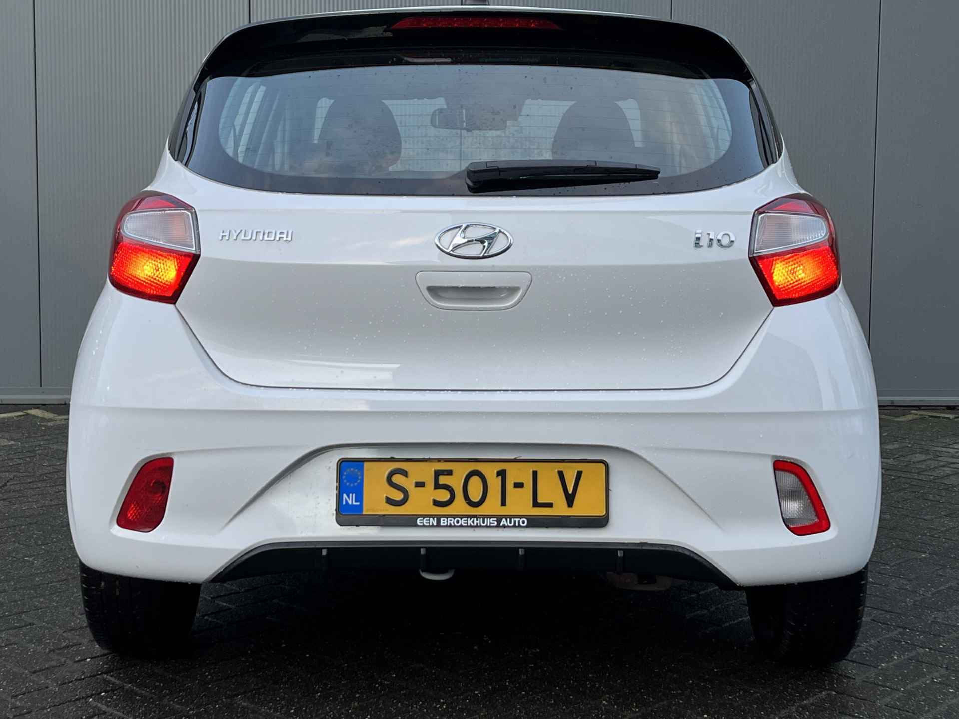 Hyundai i10 1.0 67pk Comfort | LED | Airco | Carplay | Navigatie | Bluetooth | Cruisecontrol | 1e Eigenaar - 6/24