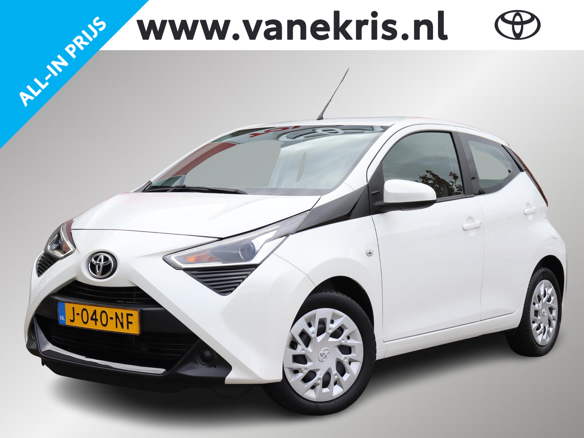 Toyota Aygo 1.0 VVT-i X-Play Automaat, Airco, Apple Carplay / Android Auto,  Bluetooth, Camera, Dealer onderhouden!