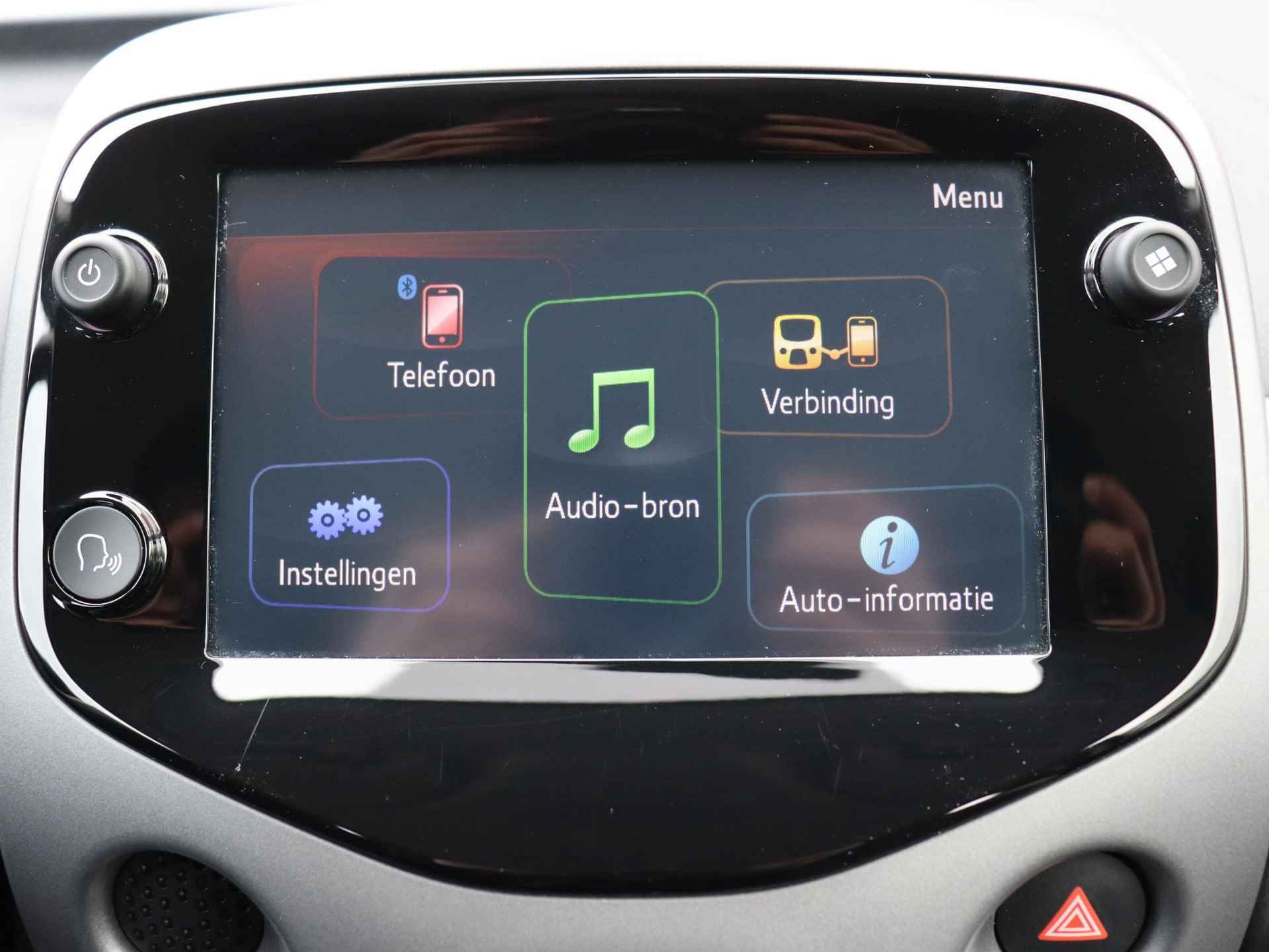 Toyota Aygo 1.0 VVT-i X-Play Automaat, Airco, Apple Carplay / Android Auto,  Bluetooth, Camera, Dealer onderhouden! - 12/33