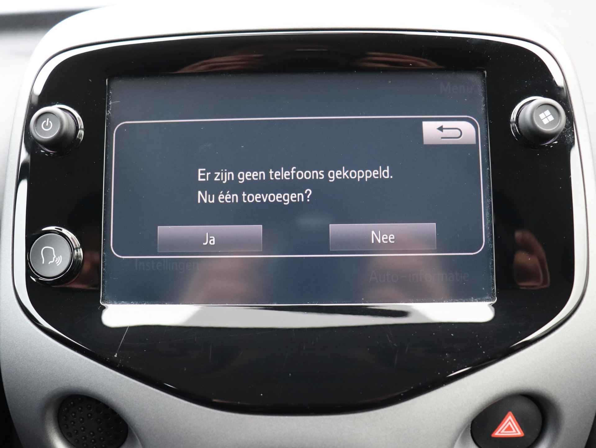 Toyota Aygo 1.0 VVT-i X-Play Automaat, Airco, Apple Carplay / Android Auto,  Bluetooth, Camera, Dealer onderhouden! - 13/33