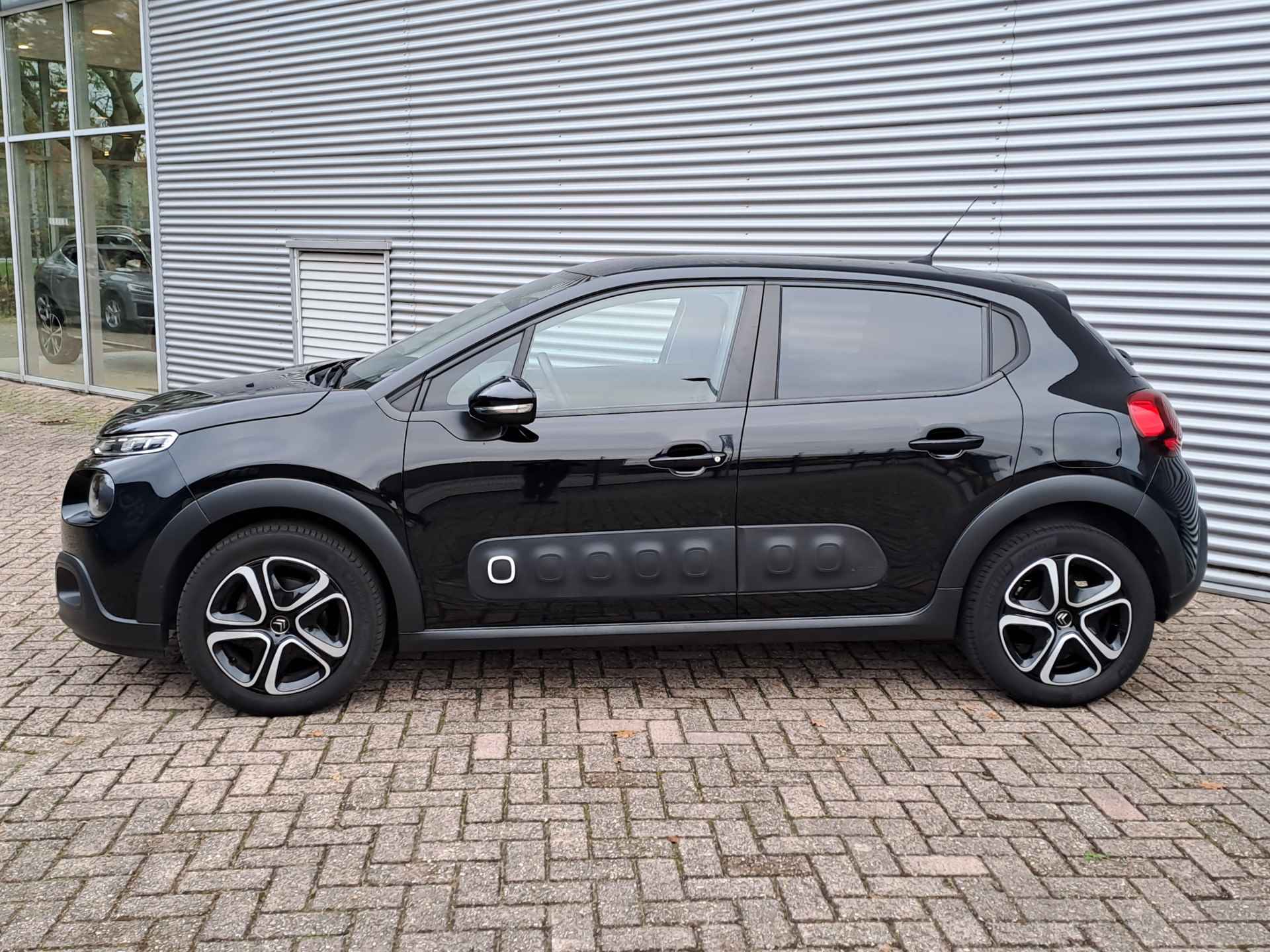 Citroën C3 1.2 PureTech Feel | Apple Carplay/Android Auto | Navi | DAB | Cruise control - 2/17