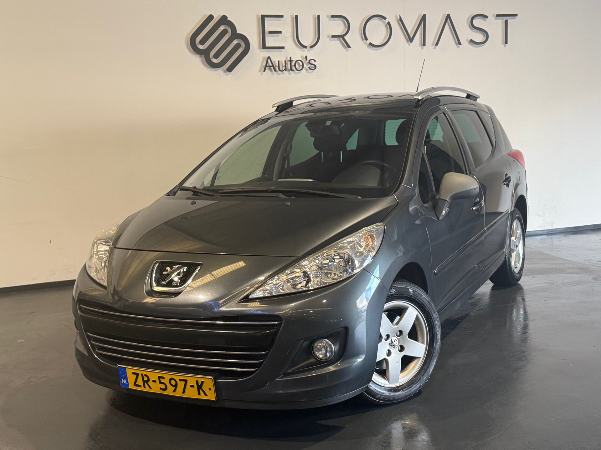 Peugeot 207 SW 1.4 VTi XS Airco Panoramadak Nieuwe Apk