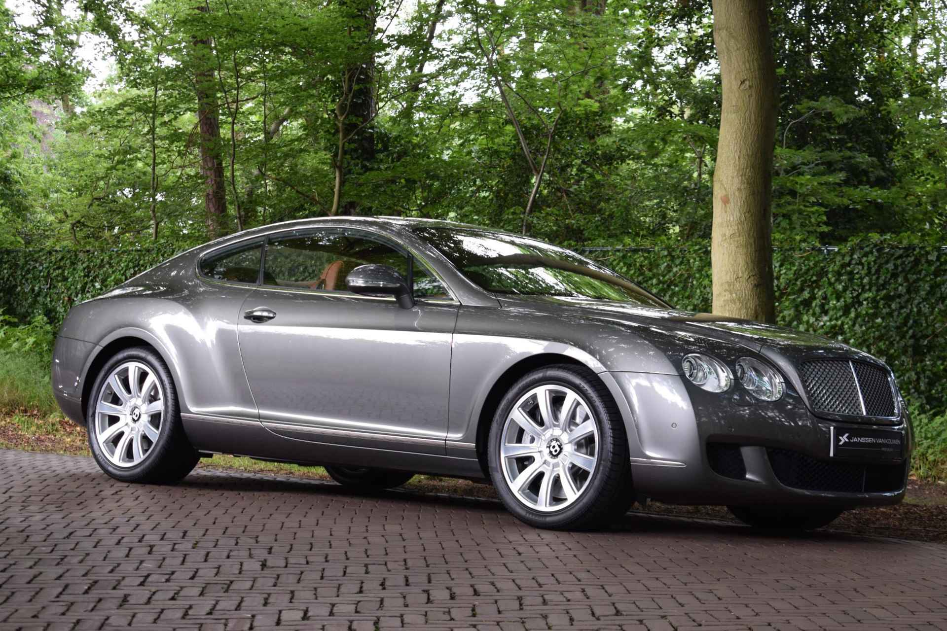 Bentley Continental GT 6.0 W12 / Youngtimer / Keyless / Camera - 31/116