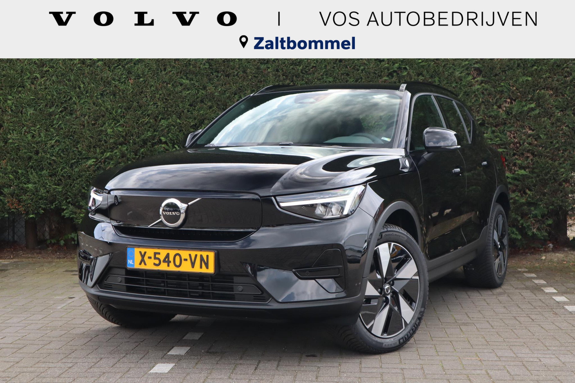 Volvo XC40 Single Motor Extened Range Core 82 kWh | Uit voorraad leverbaar | Trekhaak | bij viaBOVAG.nl