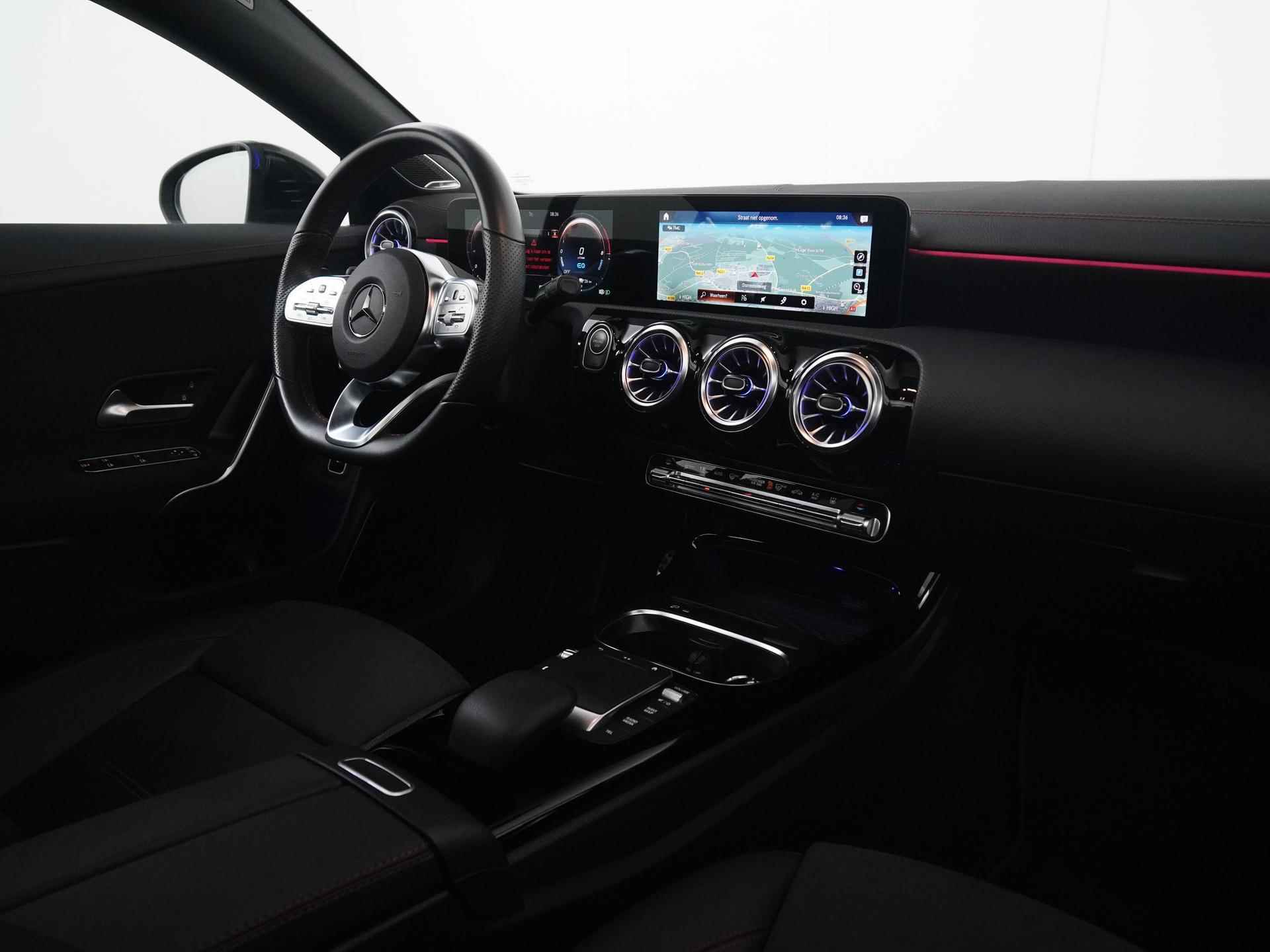 Mercedes-Benz CLA-klasse SB 250e AMG Night | Panoramadak | Burmester | Carplay | Mulitbeam LED | Zondag Open! - 2/46