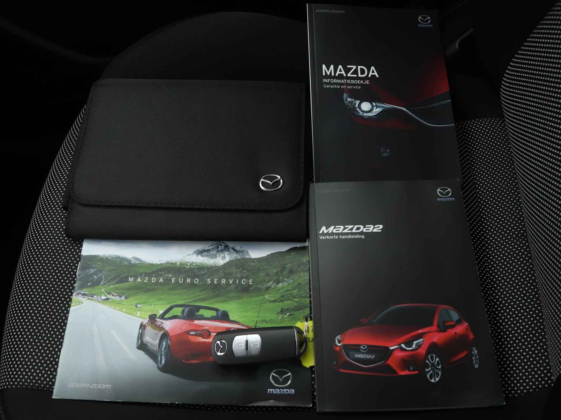 Mazda 2 1.5 SkyActiv-G GT-M automaat : dealer onderhouden - 37/44