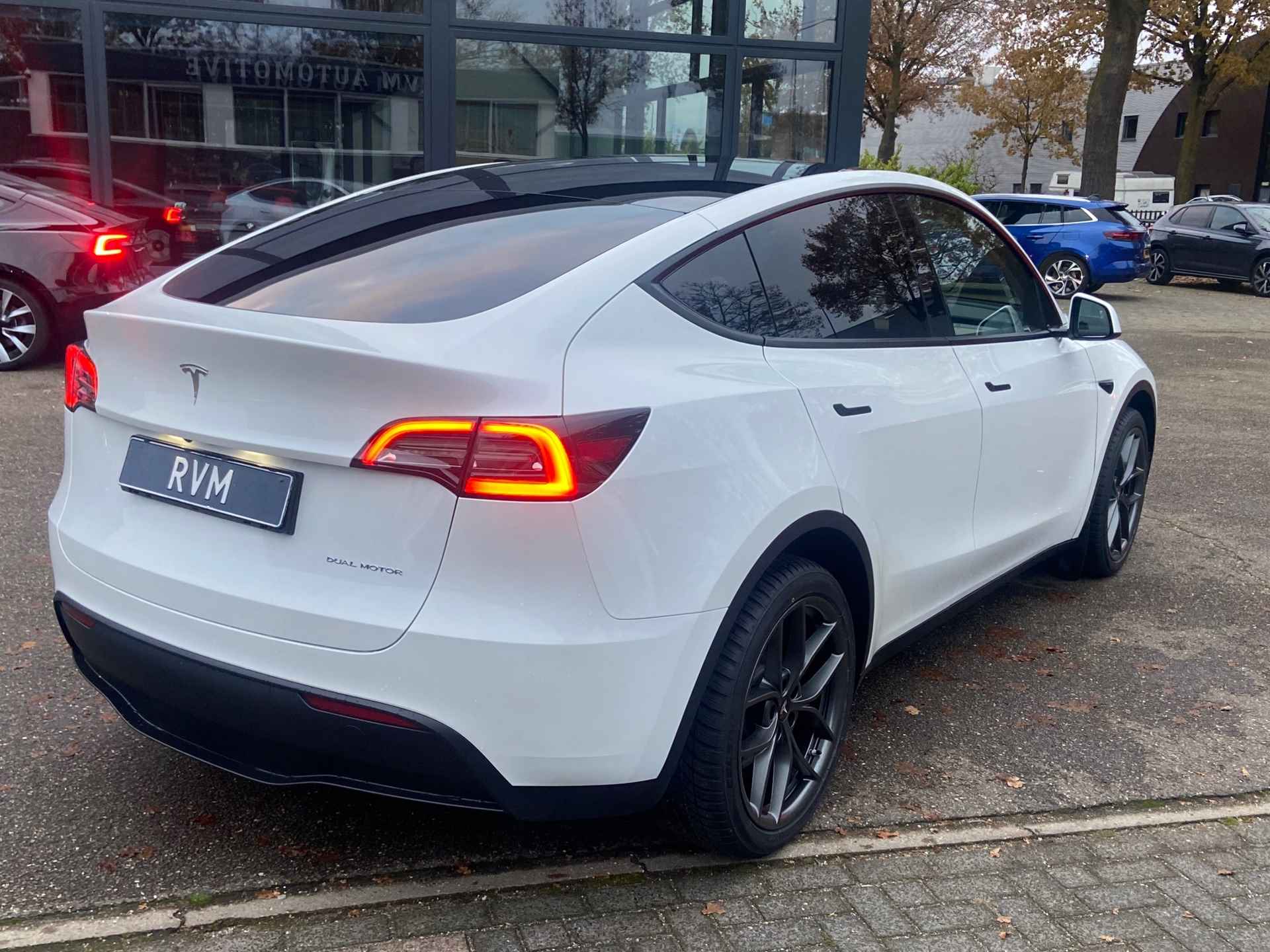 Tesla Model Y Long Range AWD 75 kWh | AUTOPILOT | LEDER | TESLA GARANTIE T/M 11-2026 - 4/27